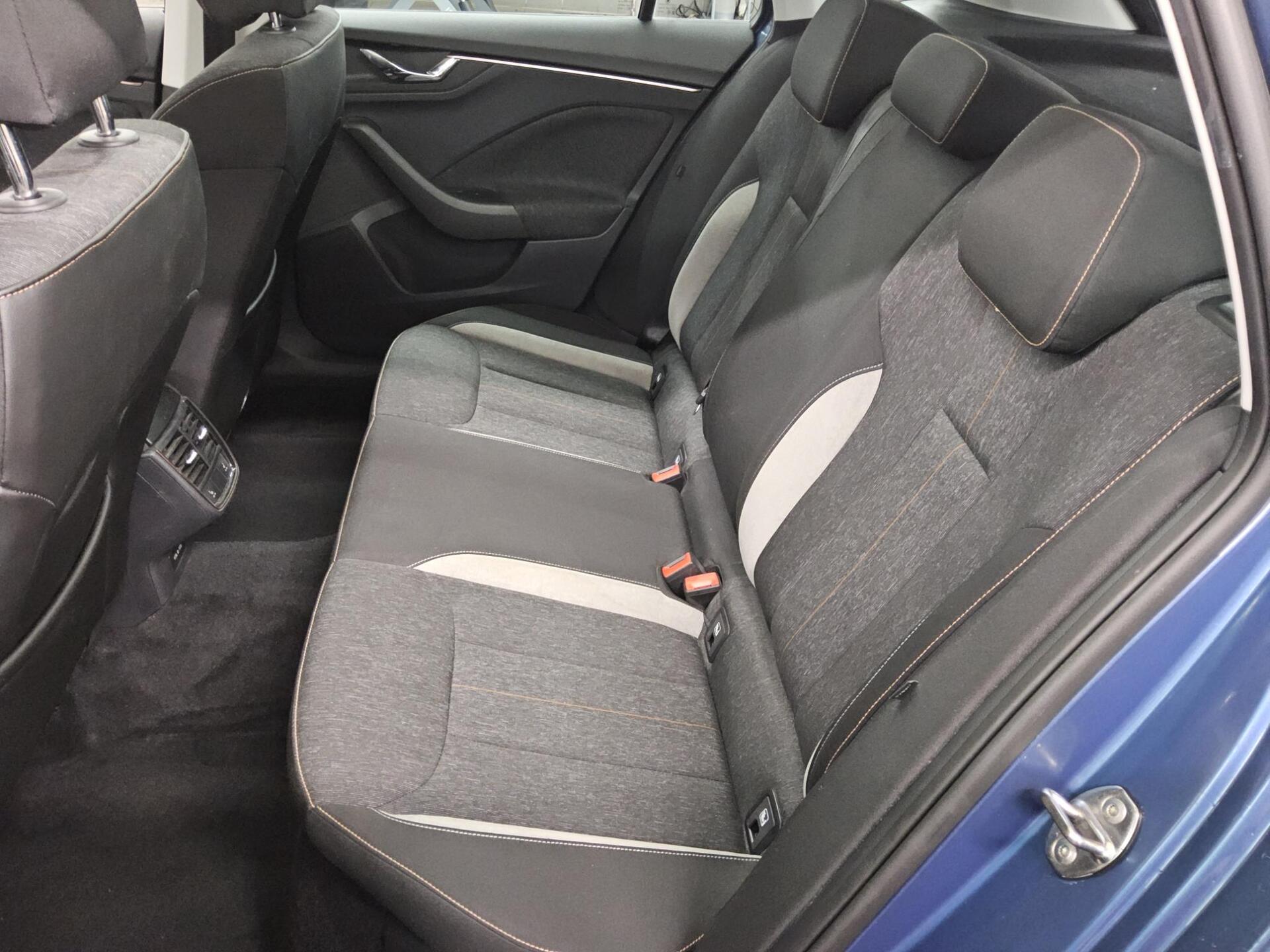 Skoda Kamiq 1.0 TSI Style Navi LED Virtual Pano RFK 13