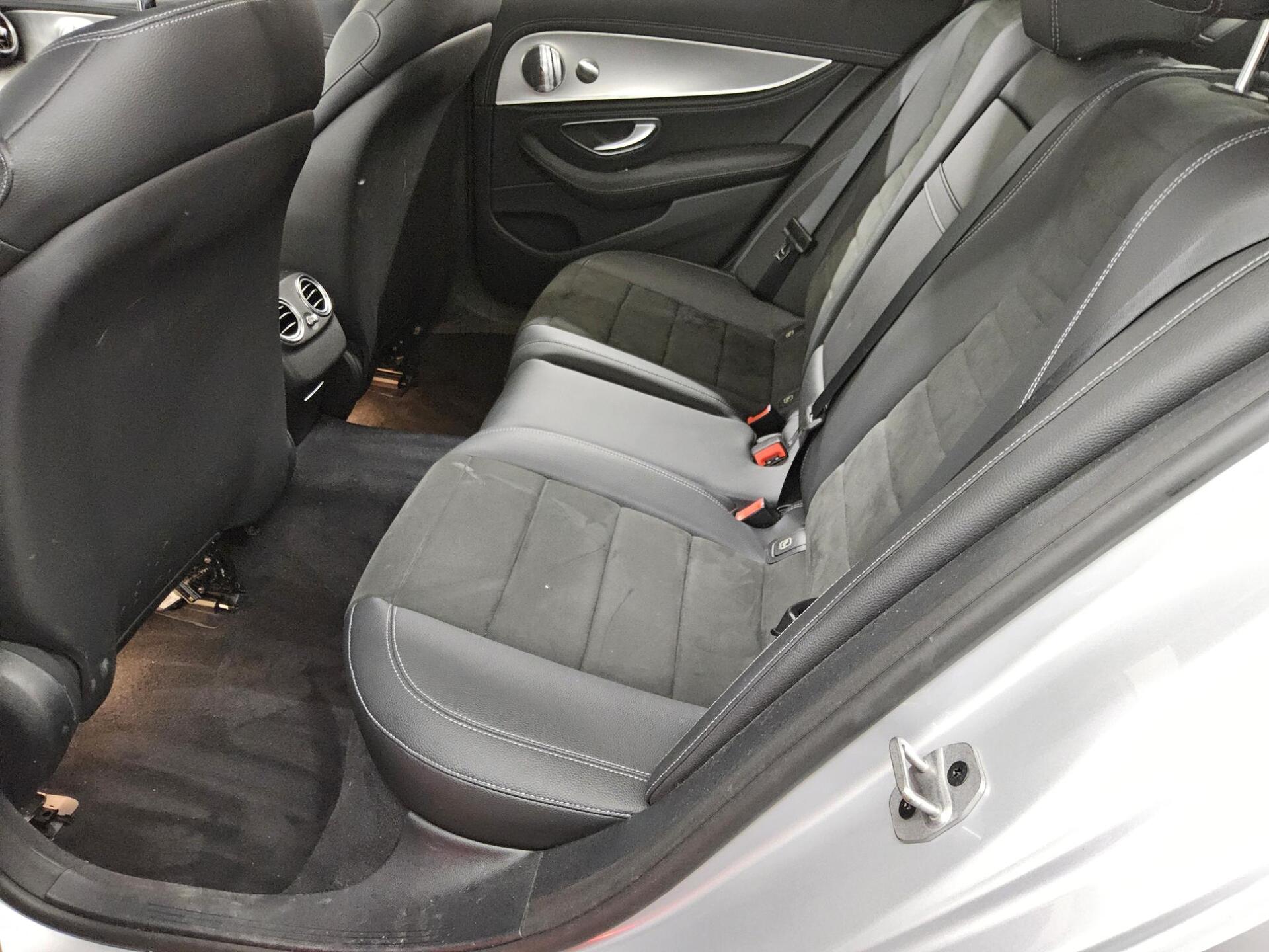 Mercedes-Benz E 220 d AMG-Line Night Widescreen Burm. Pano 13