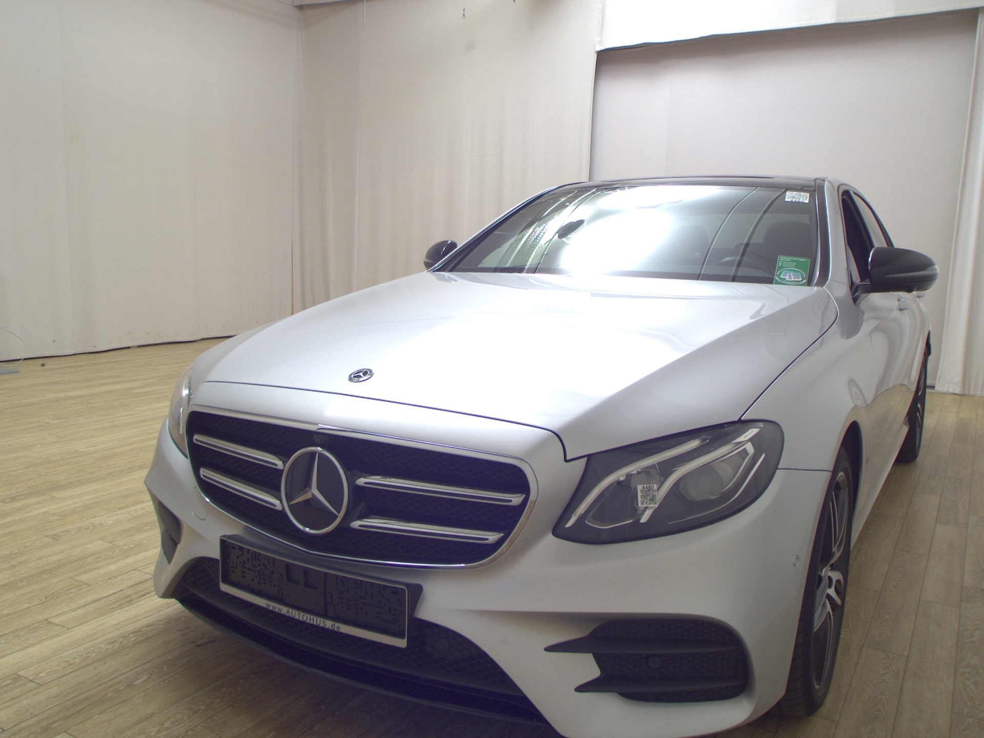 Mercedes-Benz E 220 d AMG-Line Night Widescreen Burm. Pano 2