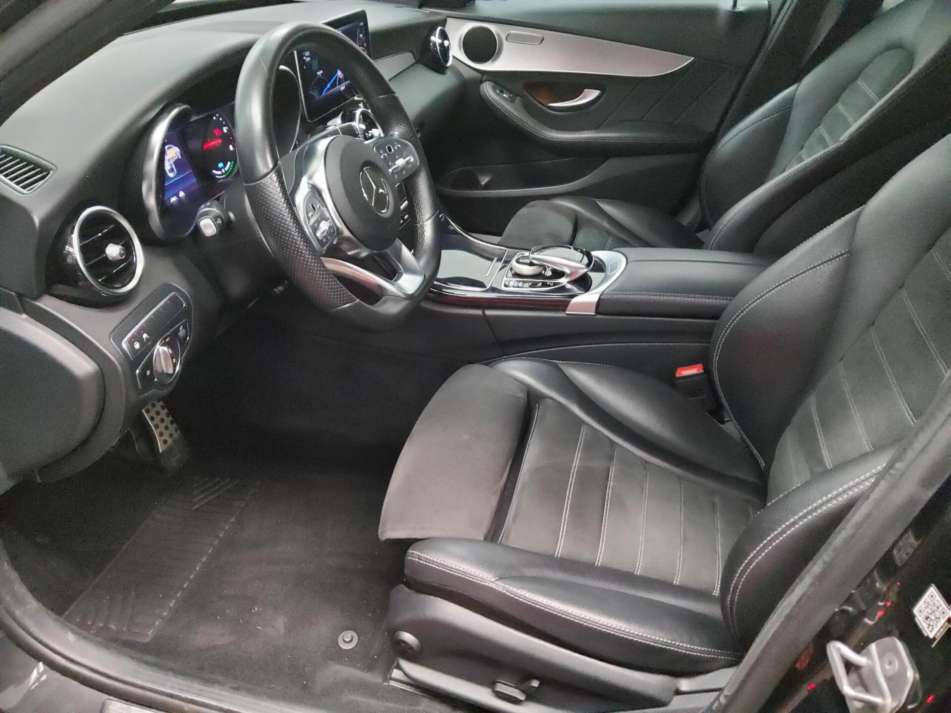 Mercedes-Benz C 300 de AMG-Line Night COMAND LED Distronic+ 8