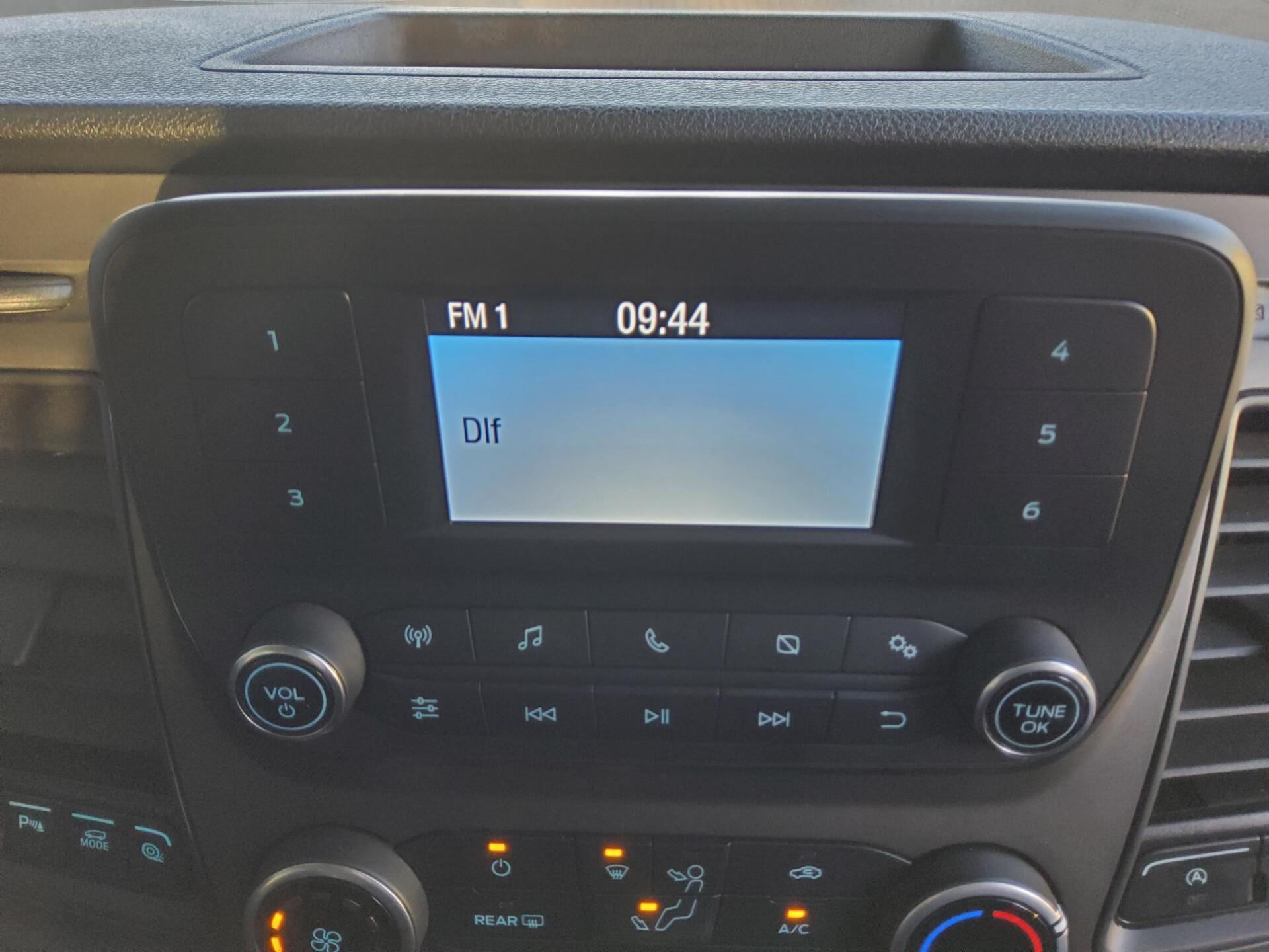 Ford Transit 2.0 TDCi FT 350 L3H2 8-Sitz ACC RFK Xen. 7