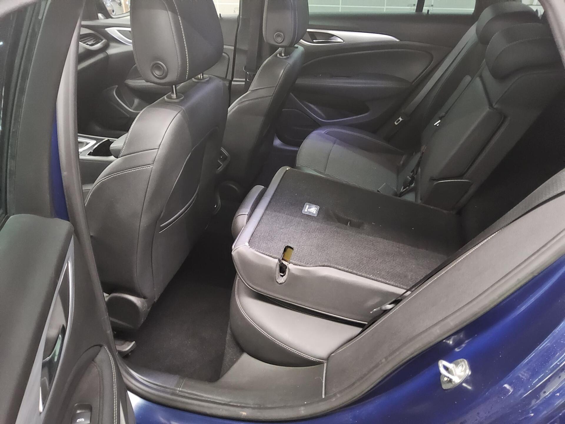 Opel Insignia ST 1.5 D Elegance T-Leder AHK Navi LED 13