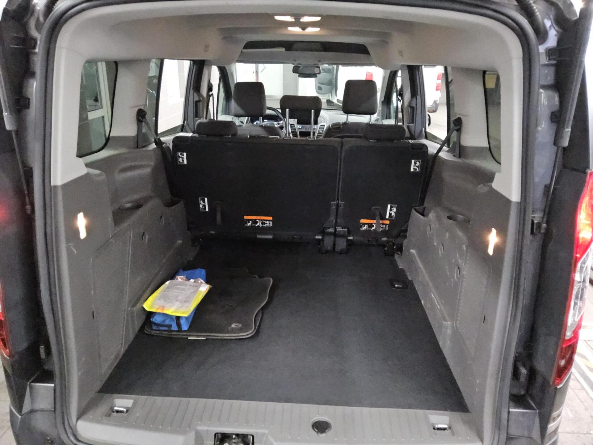 Ford Grand Tourneo Connect 1.5 TDCi Trend Navi RFK 11