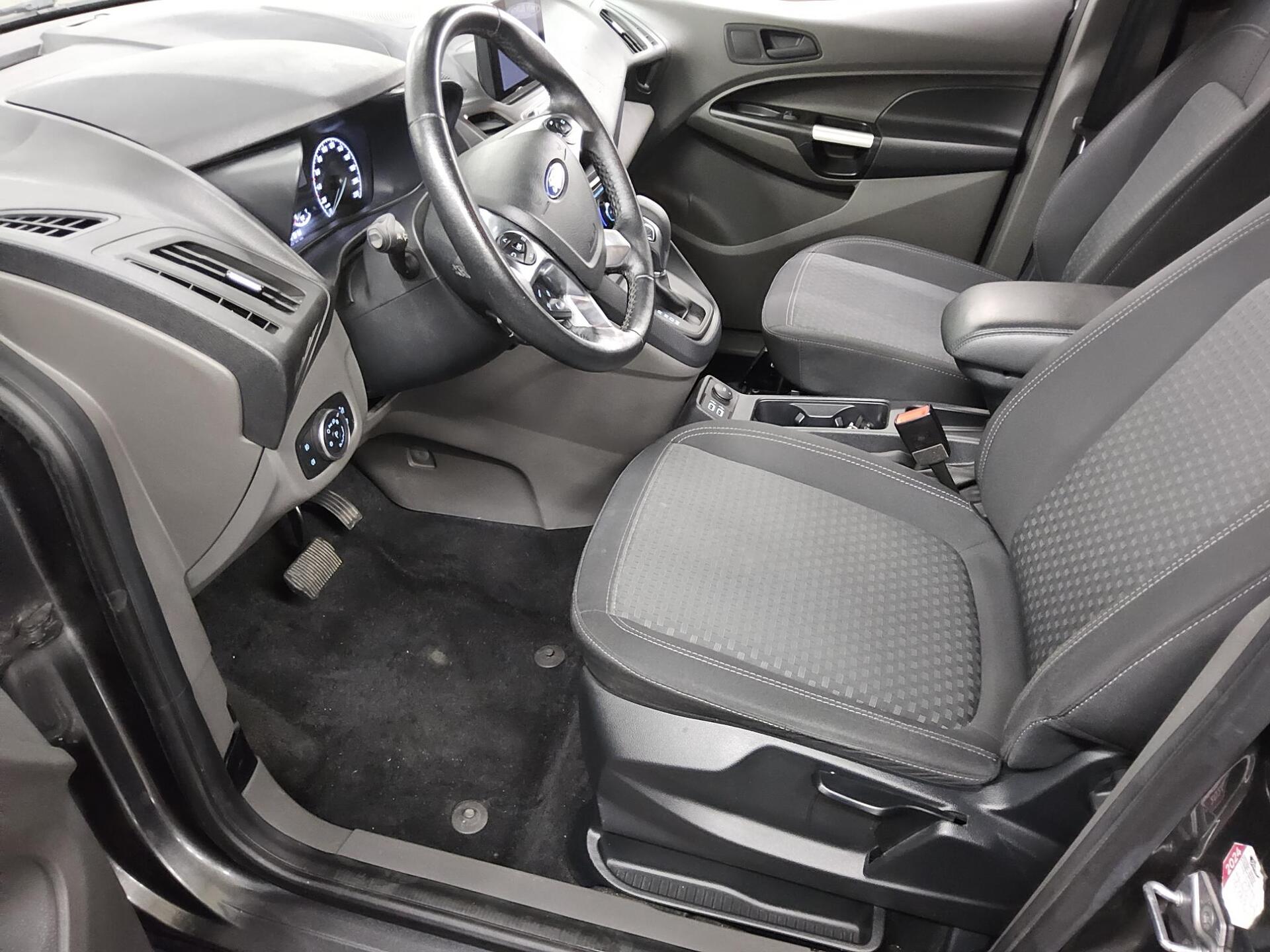 Ford Grand Tourneo Connect 1.5 TDCi Trend Navi RFK 8