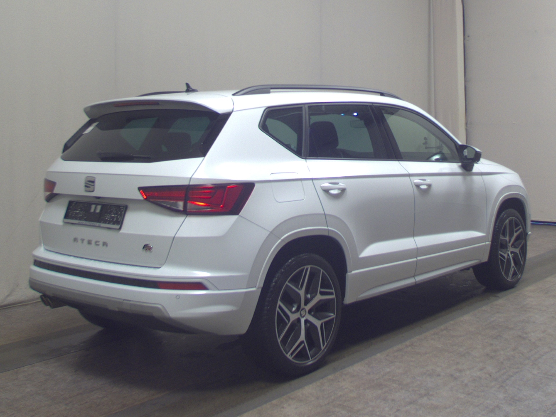 Seat Ateca 1.5 TSI FR Leder Navi LED vc Kessy Spur 4