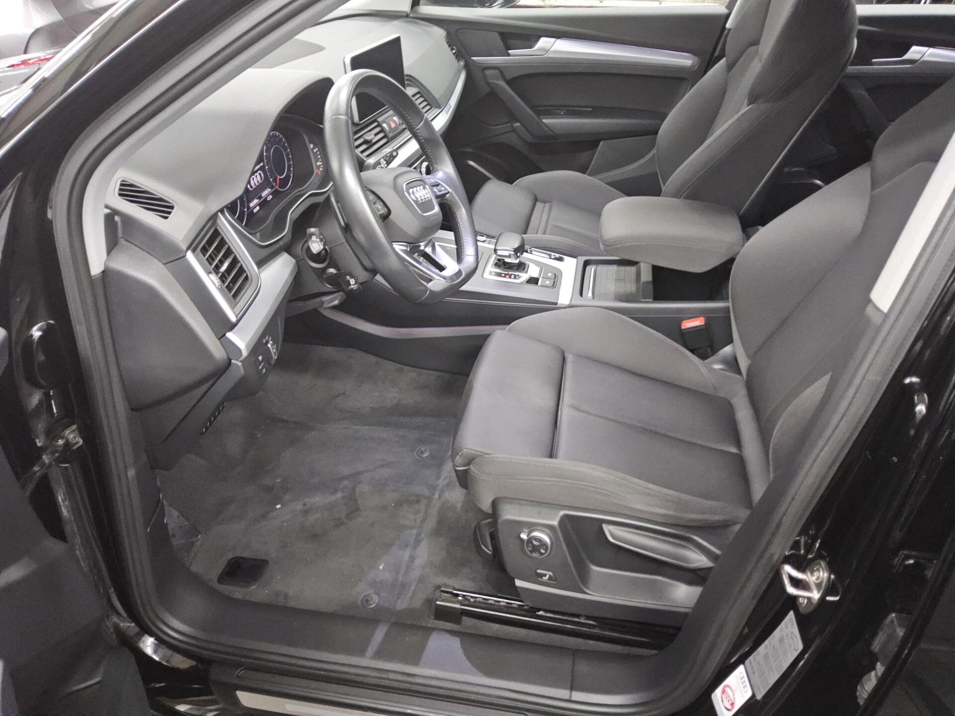 Audi Q5 50 TDI Qu. sport Navi vc Matrix AHK ACC Sound 9