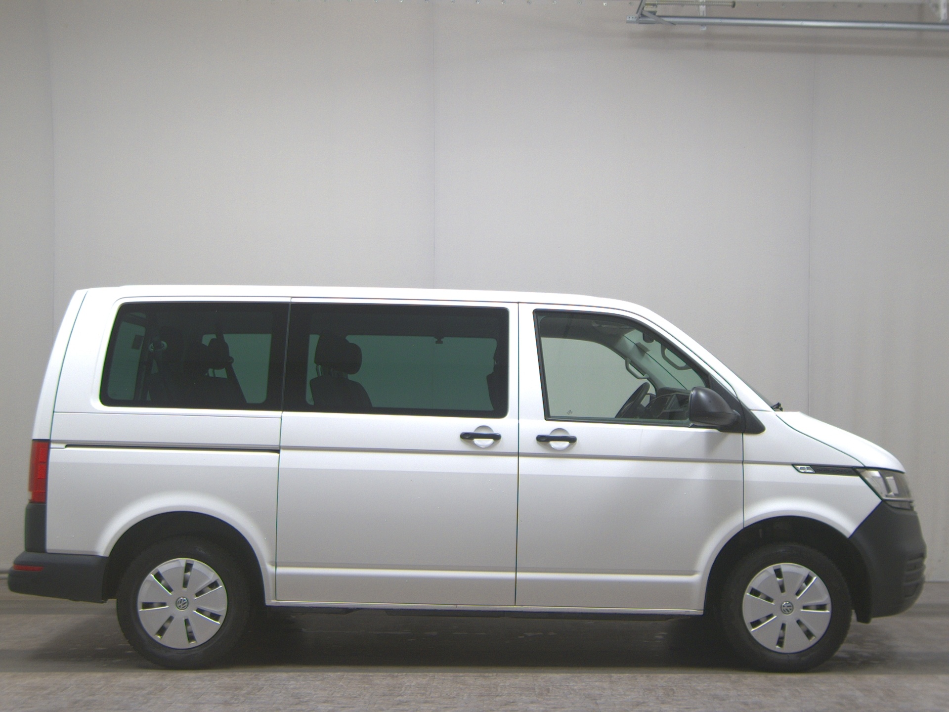 Volkswagen T6.1 Kombi 2.0 TDI 9-Sitze Klima PDC