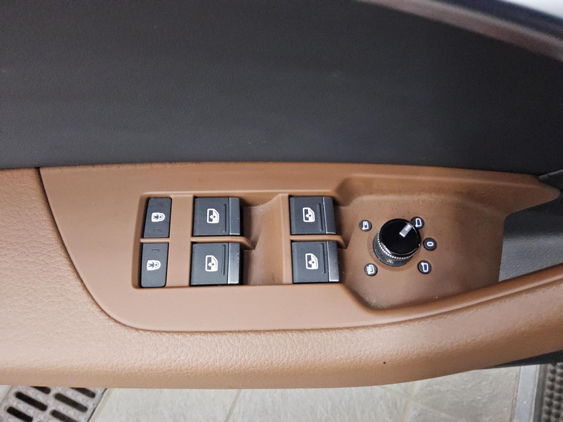 Audi A6 40 TDI Navi Matrix Leder B&O RFK AHK PDC 9