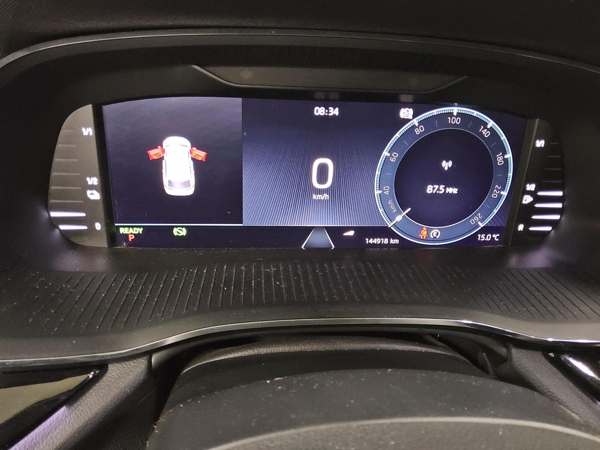 Skoda Octavia Kombi 1.4 TSI Style Navi LED RFK ACC vc 8