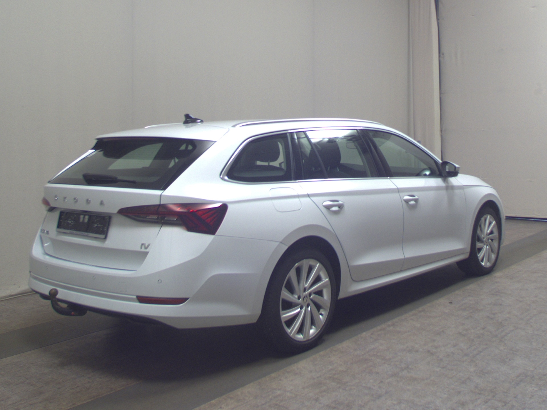 Skoda Octavia Kombi 1.4 TSI Style Navi LED RFK ACC vc 4