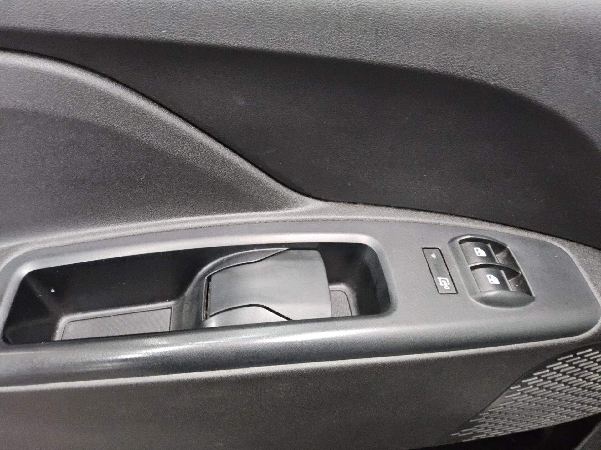 Fiat Doblo Cargo 1.3 Multijet 2-Sitze PDC Tempo Klima 8