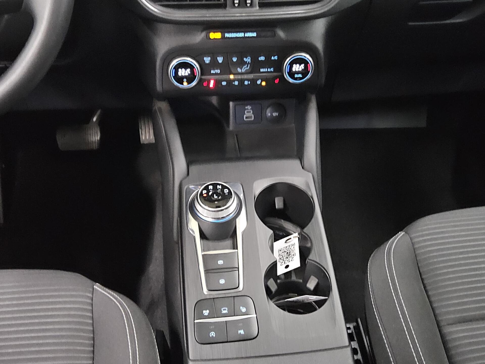 Ford Kuga 2.0 EB Titanium Navi LED Pano HuD DigiTacho 6