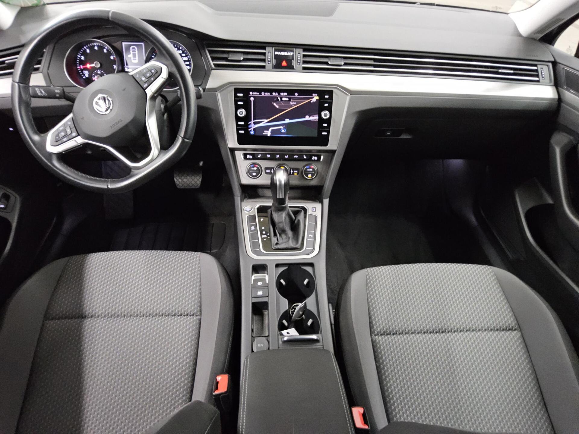 Volkswagen Passat 1.5 TSI Navi LED RFK SHZ ACC 5