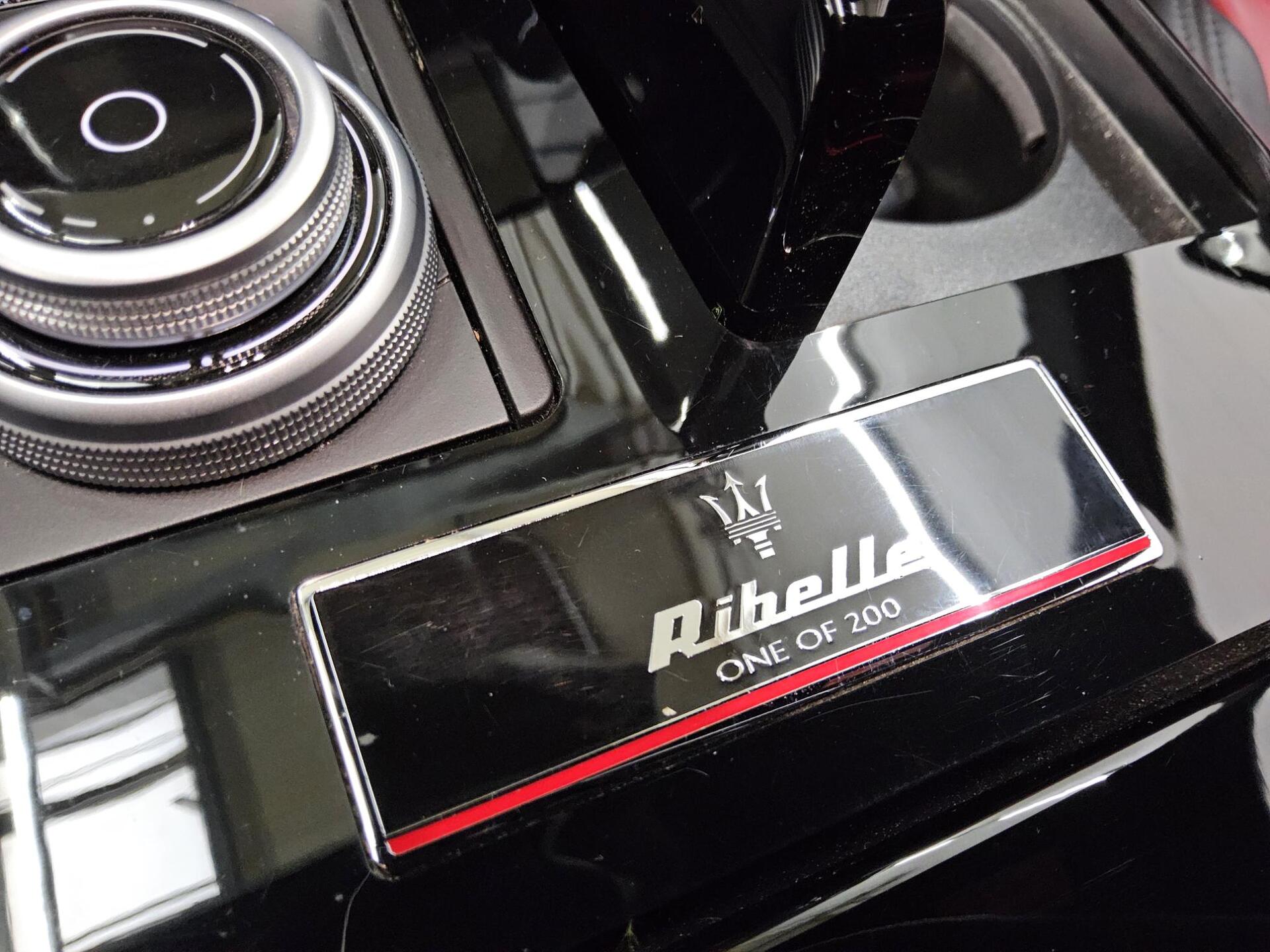 Maserati Ghibli 3.0 V6 Leder Navi Schiebedach Kamera 11