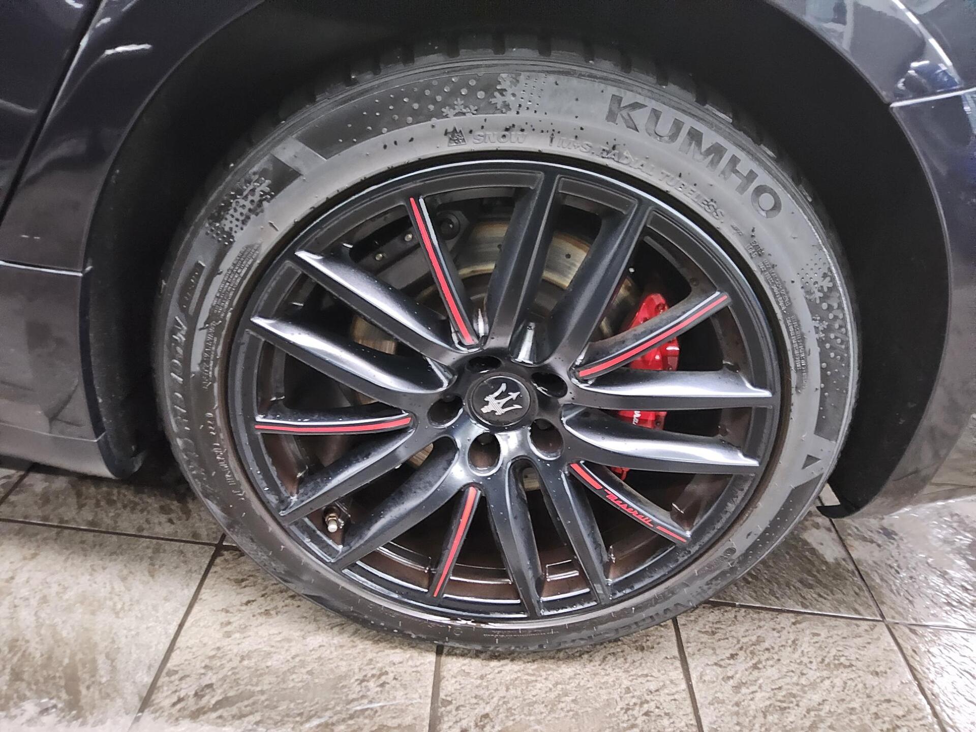 Maserati Ghibli 3.0 V6 Leder Navi Schiebedach Kamera 12