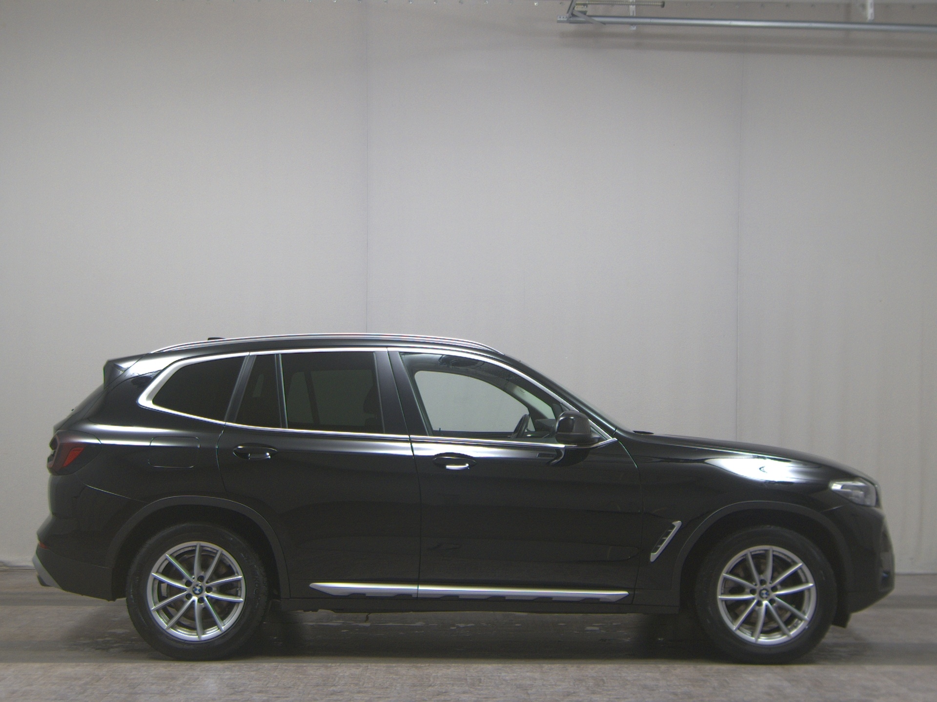 BMW X3 xDrive20d X-Line Leder Navi LED AHK ACC RFK