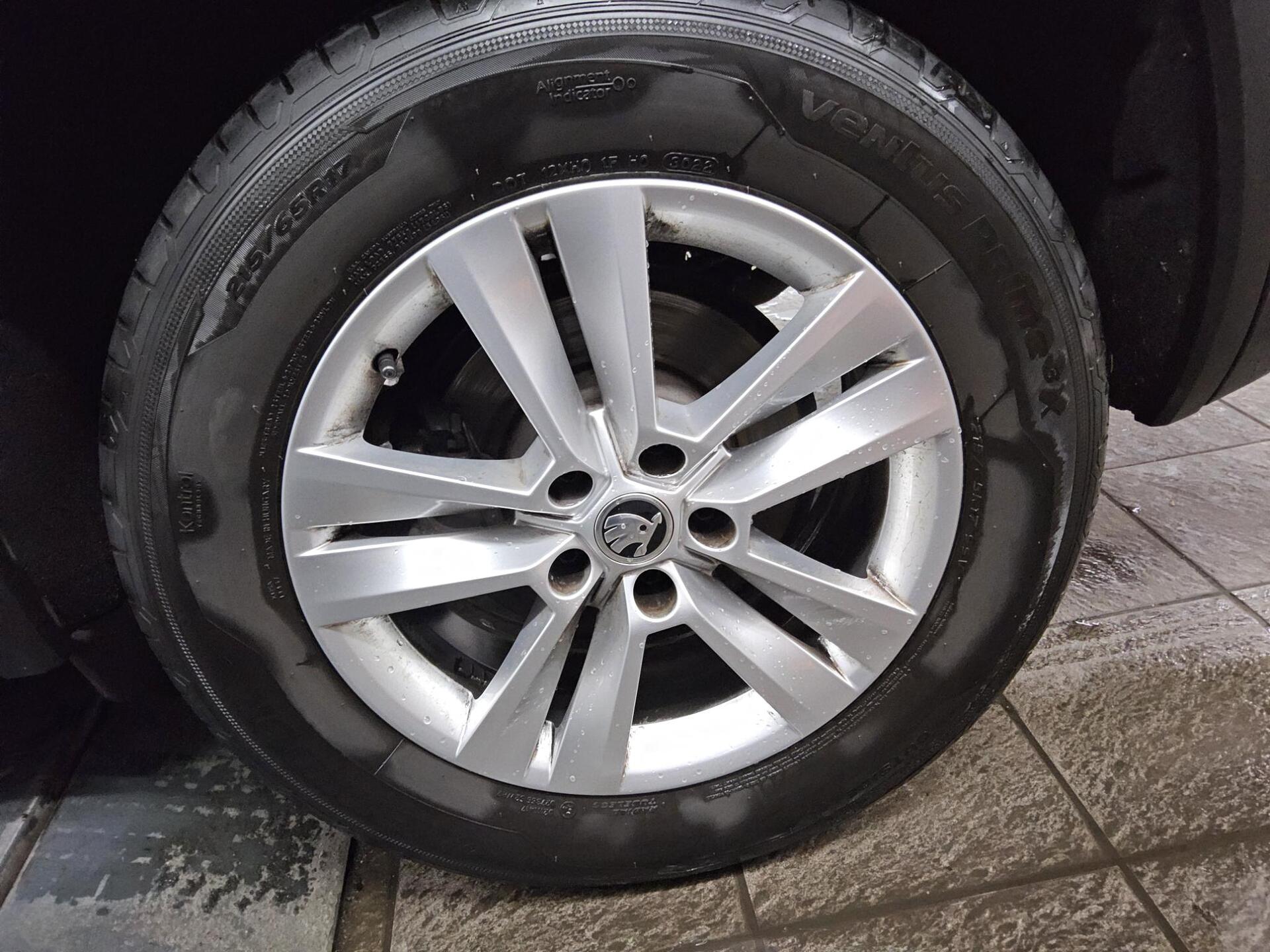 Skoda Kodiaq 2.0 TDI Ambition Navi LED vc ACC RFK 11