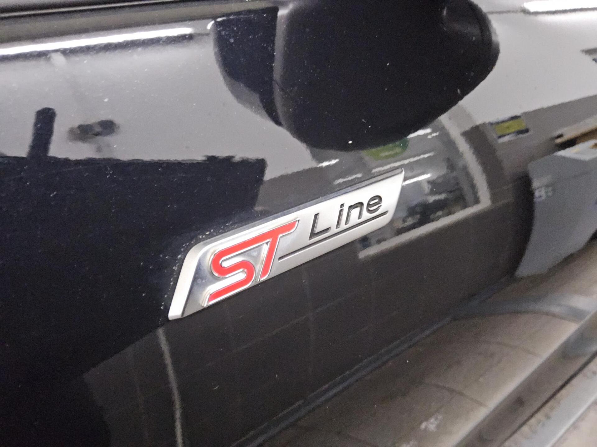 Ford Kuga 2.5 Duratec ST-Line Navi LED DigiTacho RFK 12