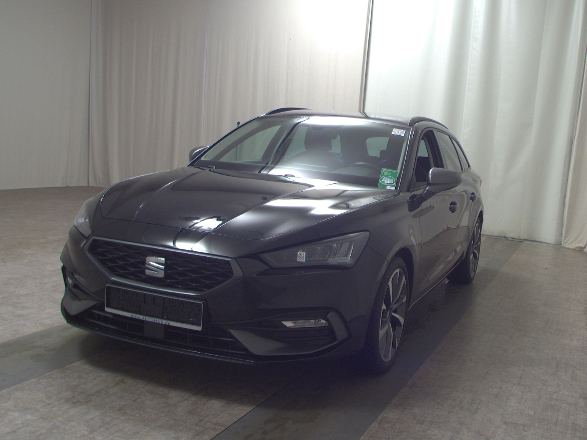 Seat Leon Sportstourer 1.5 eTSI FR AHK Navi vc RfK 2