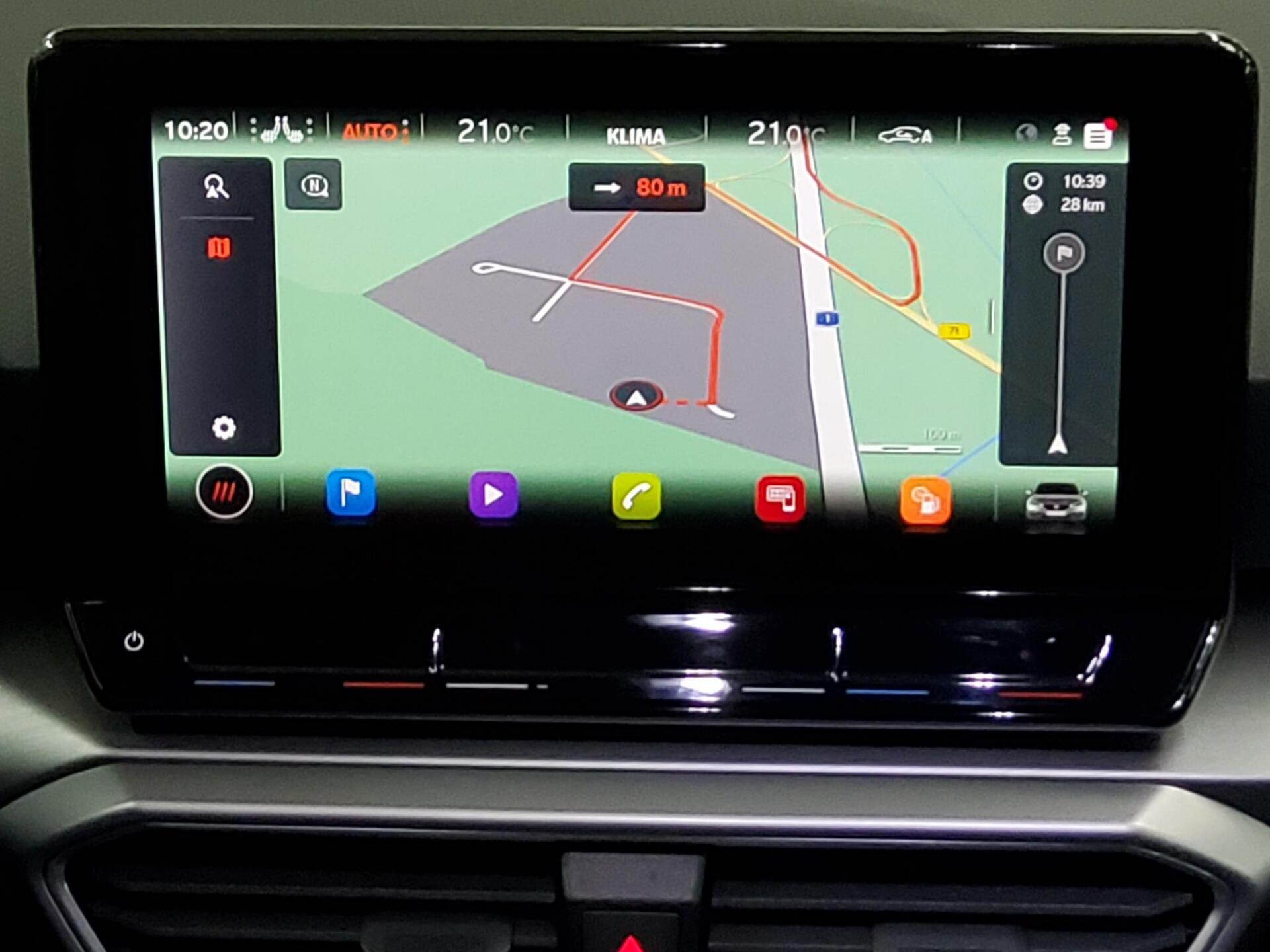 Seat Leon Sportstourer 1.5 eTSI FR AHK Navi vc RfK 7