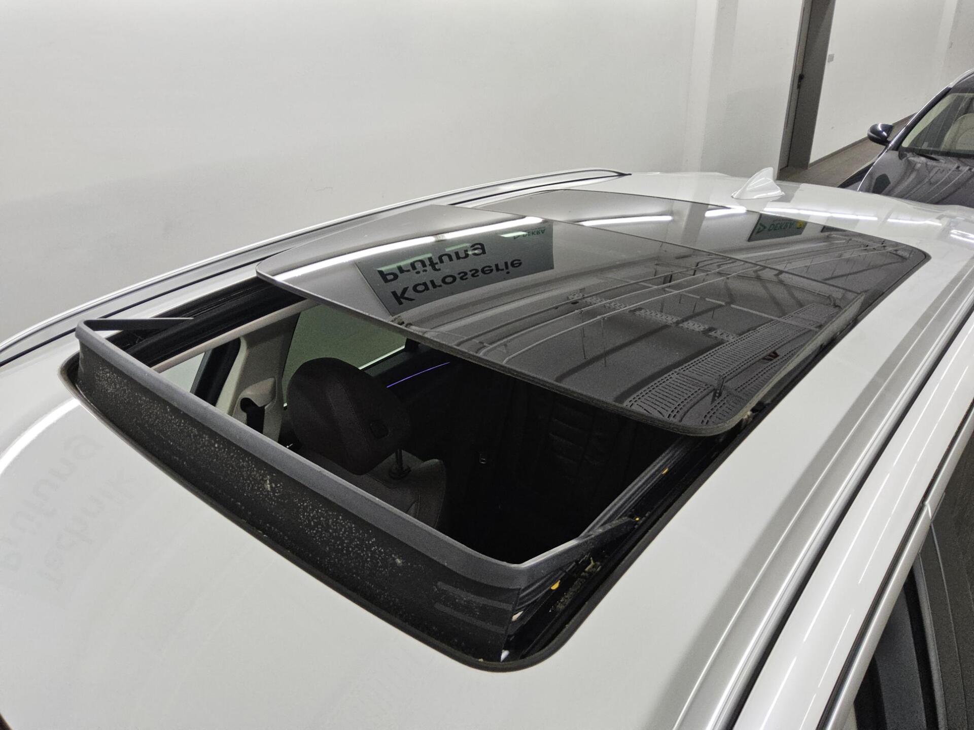 BMW X3 xDrive20d Navi LED+ Leder LC+ Pano RFK 12