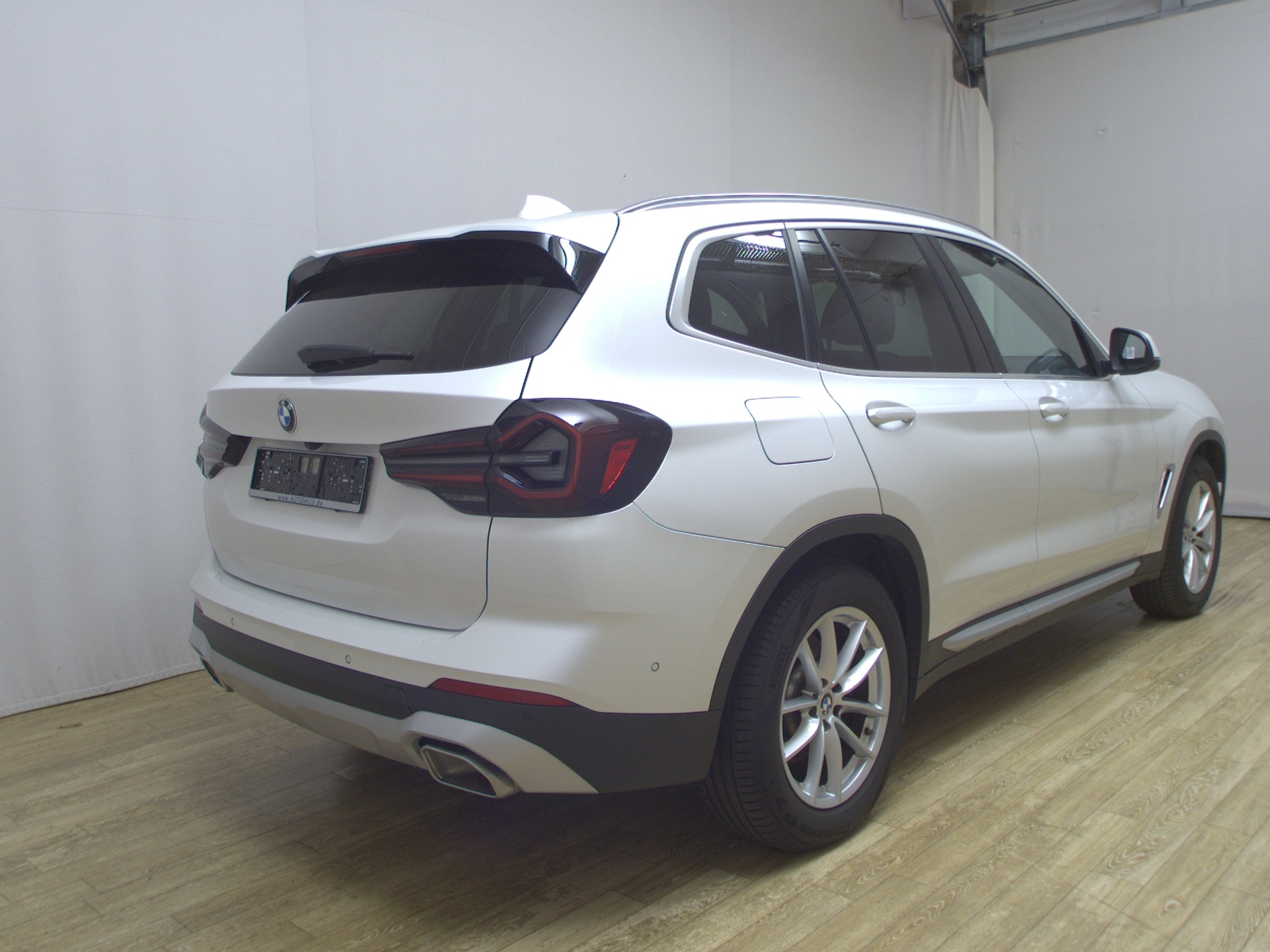 BMW X3 xDrive20d Navi LED+ Leder LC+ Pano RFK 4