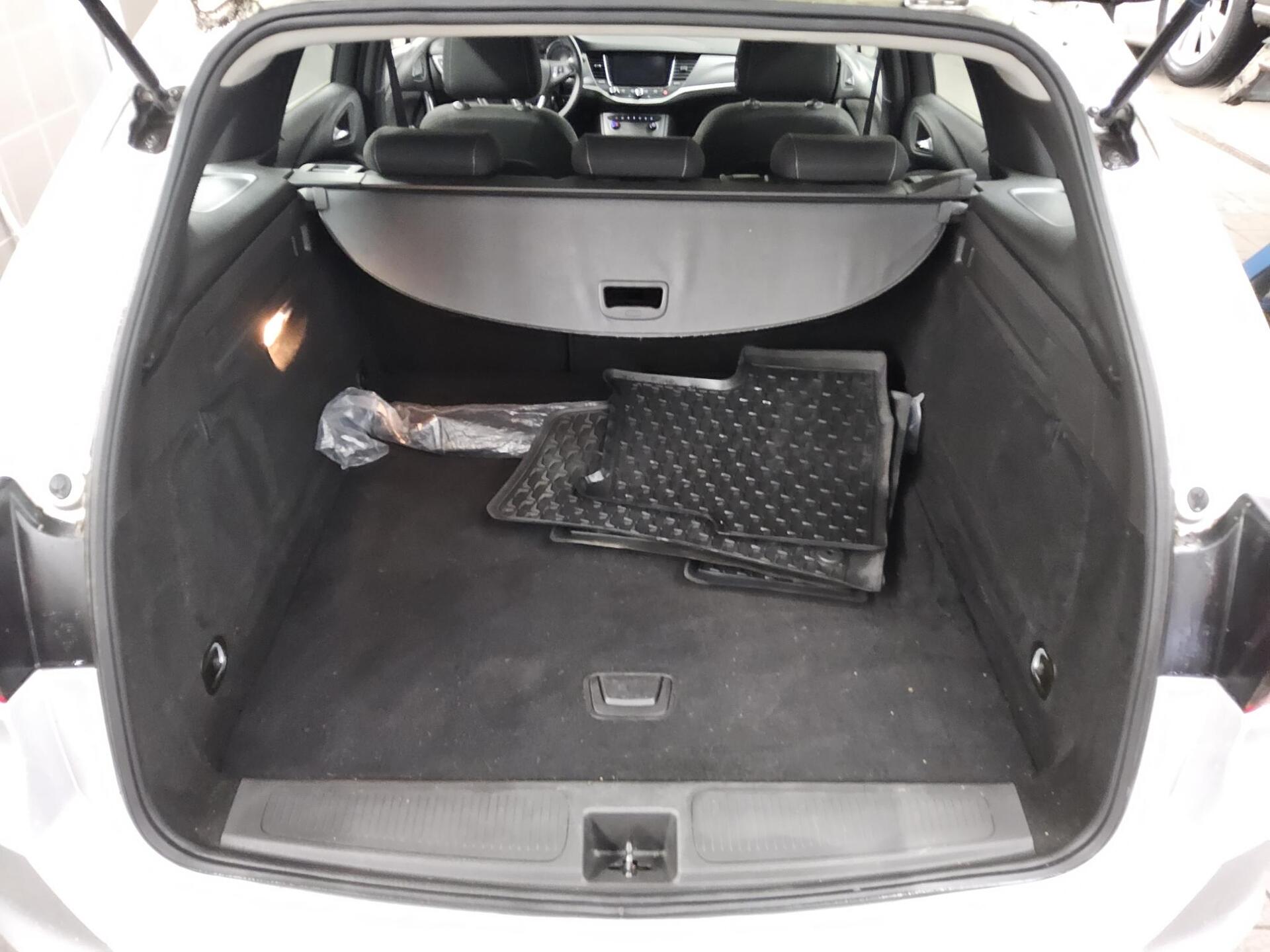 Opel Astra ST 1.6 CDTI Navi PDC Klima Bluetooth 11