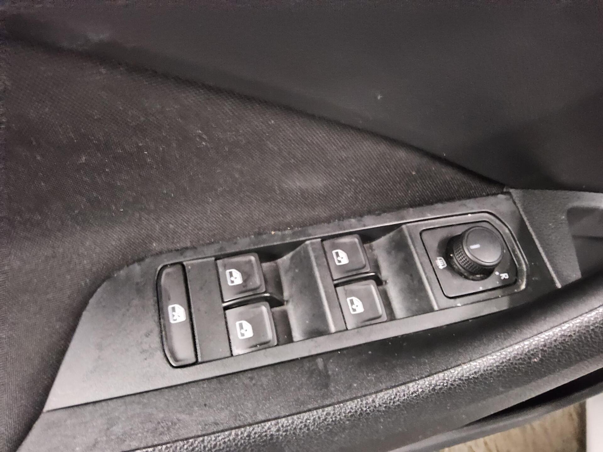 Skoda Scala 1.0 TSI Ambition Navi vc LED SHZ 9