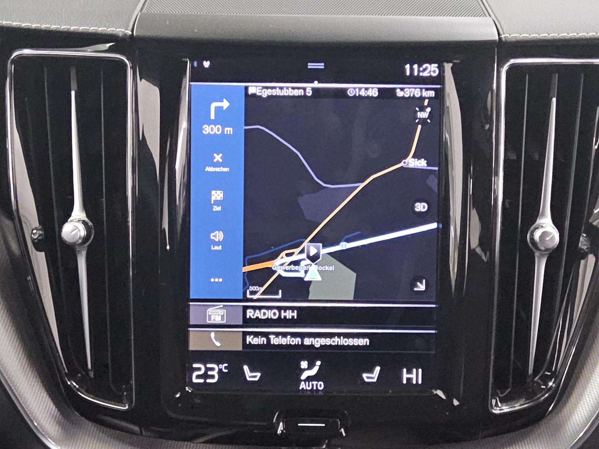 Volvo XC60 B4 D R-Design T-Leder Navi LED ACC AHK PDC 7