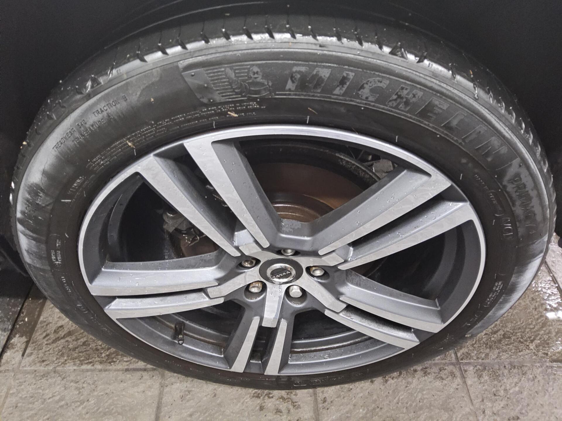 Volvo XC60 B4 D R-Design T-Leder Navi LED ACC AHK PDC 11