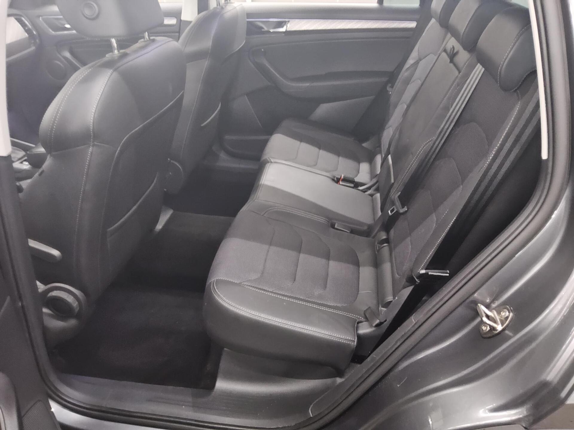 Skoda Kodiaq 2.0 TDI Style T-Leder Navi LED vc RFK AHK 13