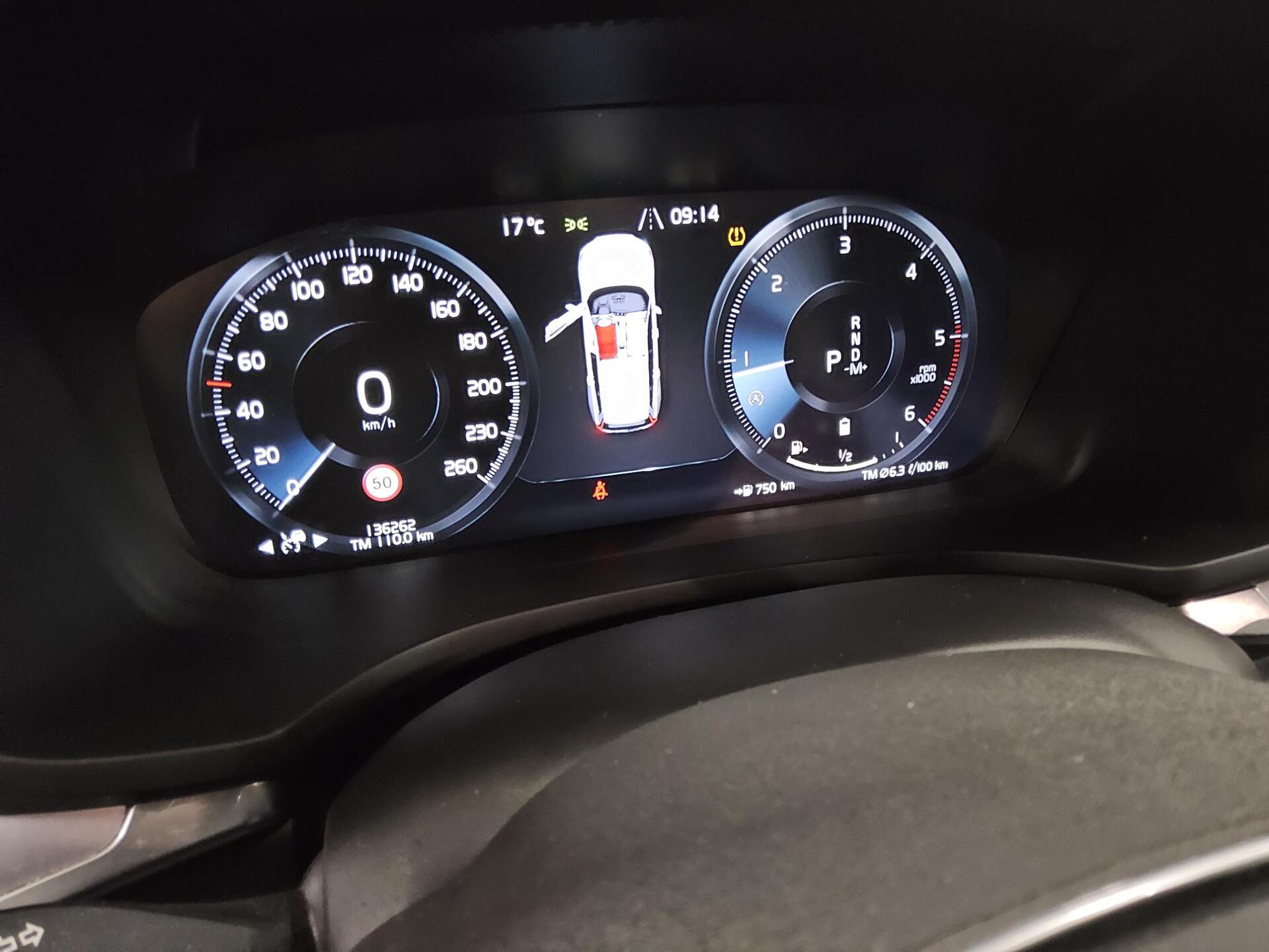 Volvo V60 Cross Country B4 D AWD Pro Navi LED AHk 10