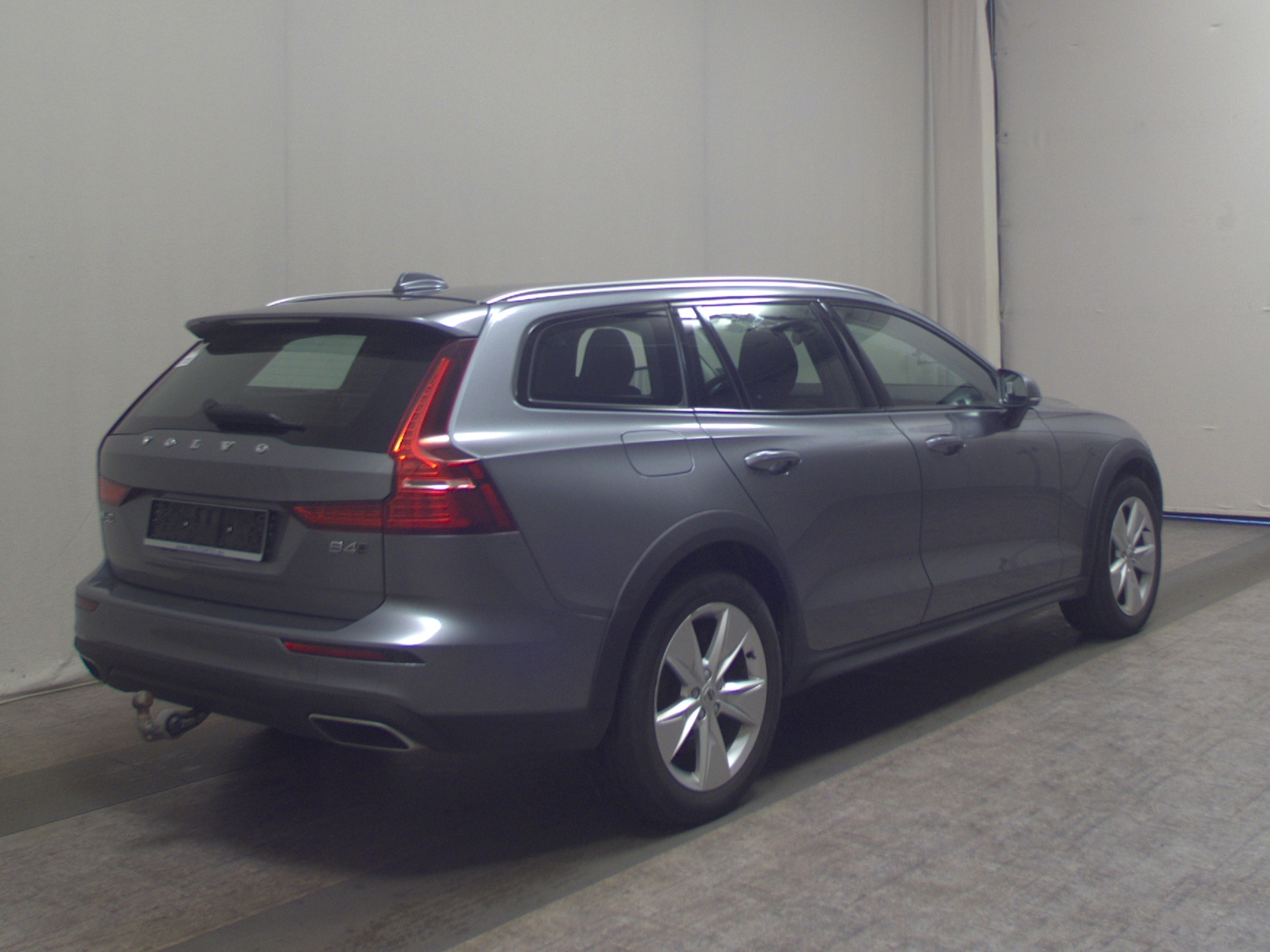 Volvo V60 Cross Country B4 D AWD Pro Navi LED AHk 4