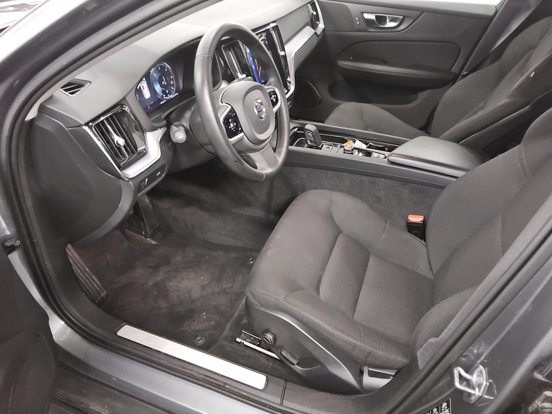 Volvo V60 Cross Country B4 D AWD Pro Navi LED AHk 8