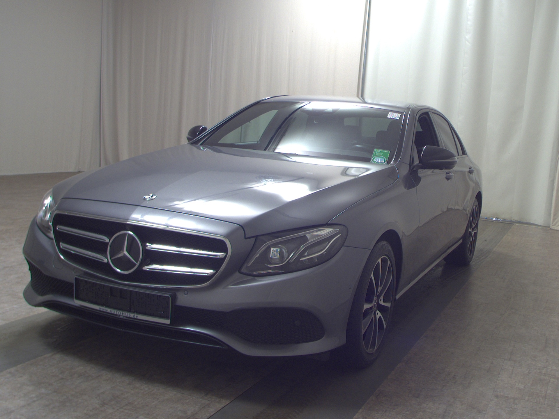 Mercedes-Benz E 450 4M Avantgarde Night Widescreen MB-LED RFK 2
