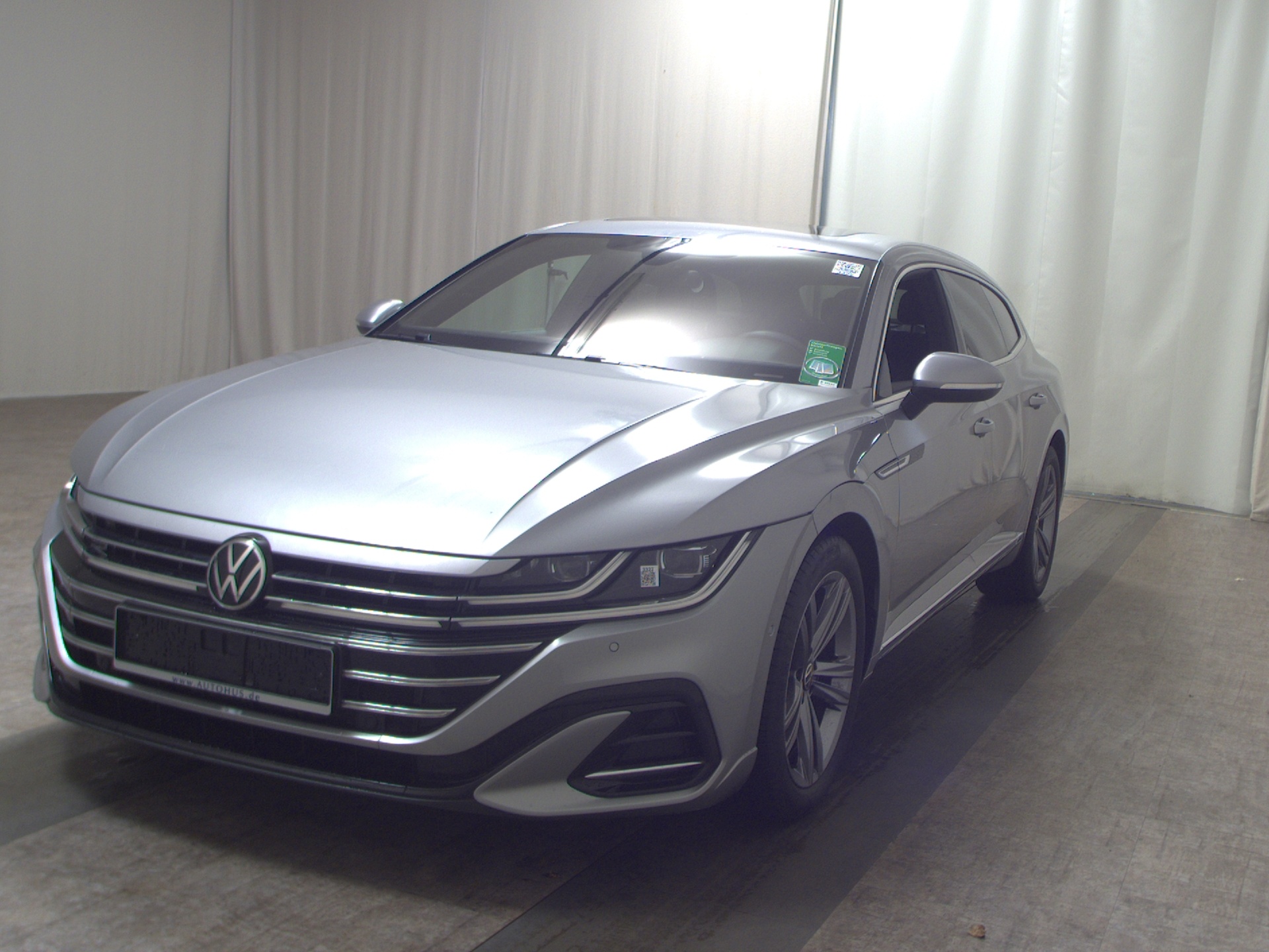 Volkswagen Arteon SB 2.0 TDI 4M R-Line Navi LED DC Pano RFK 2