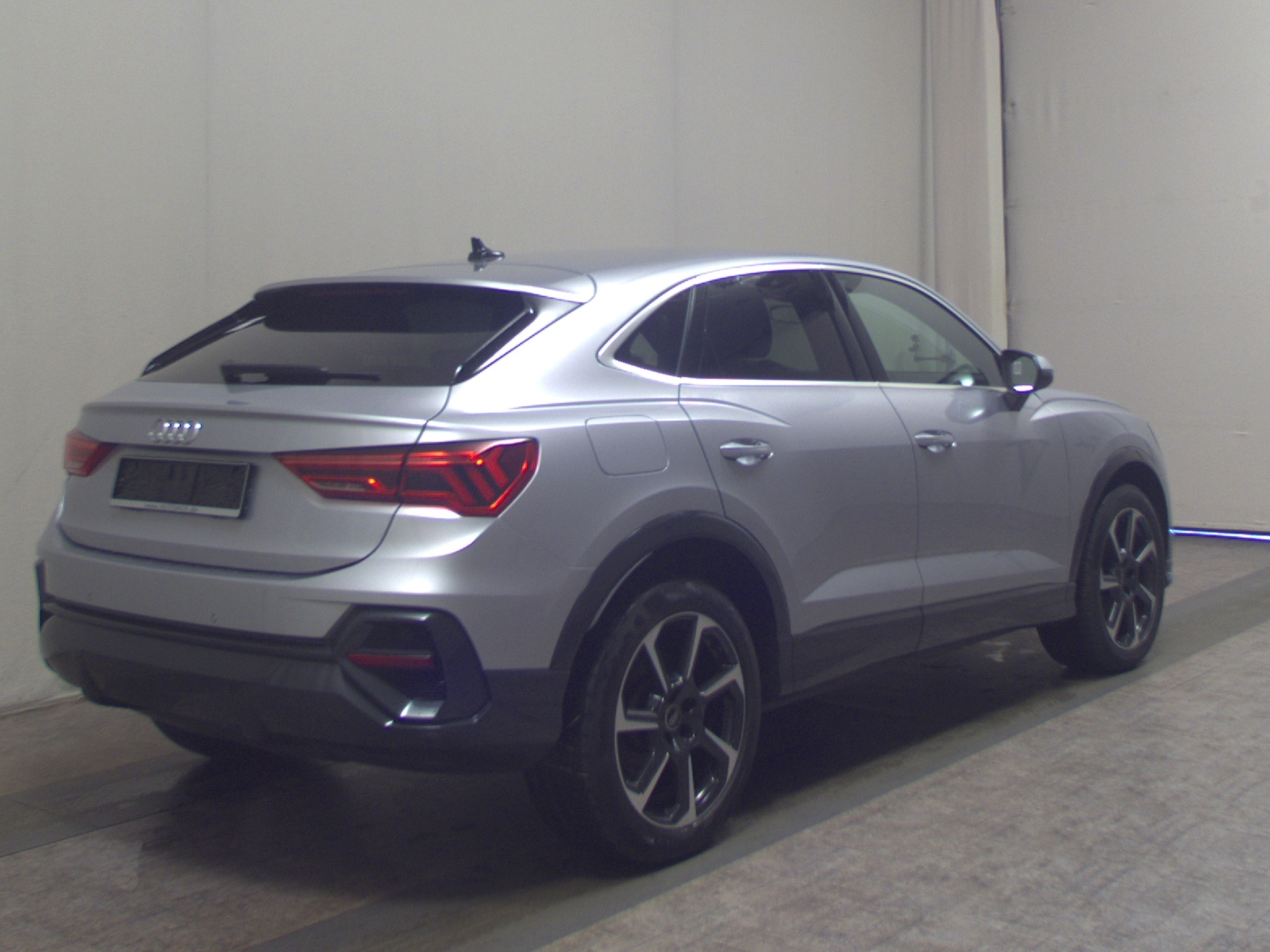 Audi Q3 Sportback 35 TDI S-Line Navi+ vc LED Sound 4