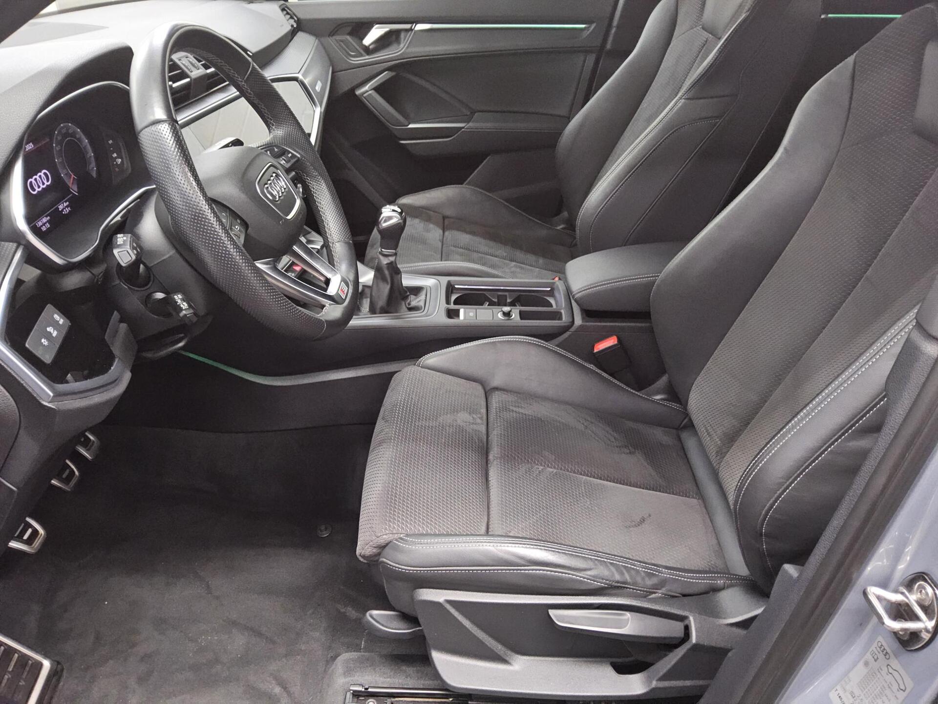 Audi Q3 Sportback 35 TDI S-Line Navi+ vc LED Sound 9