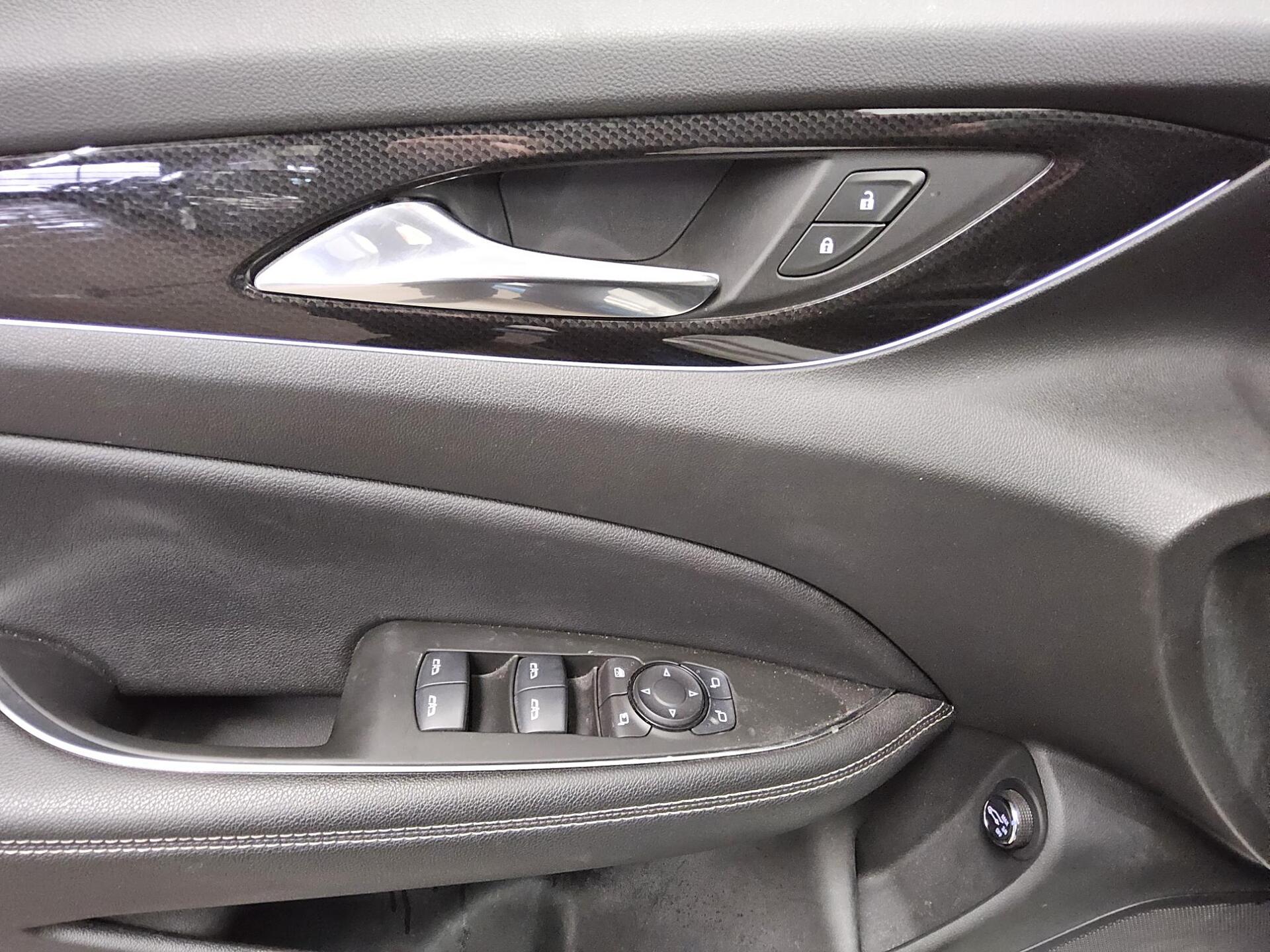 Opel Insignia ST 2.0 CDTI 4x4 Ultimate Navi LED HuD 9