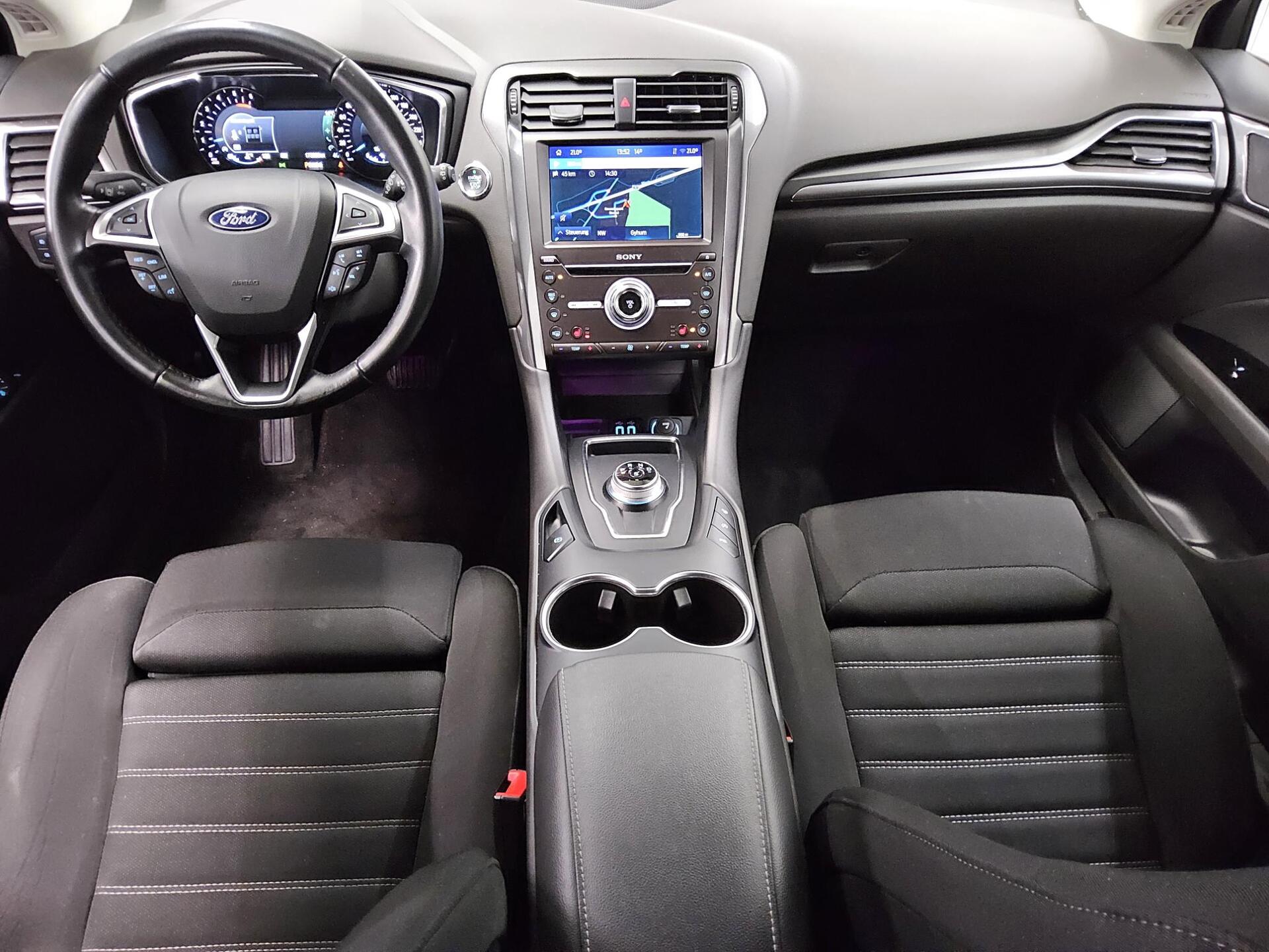 Ford Mondeo Turnier 2.0 EB Titanium Navi LED PDC Shz 5