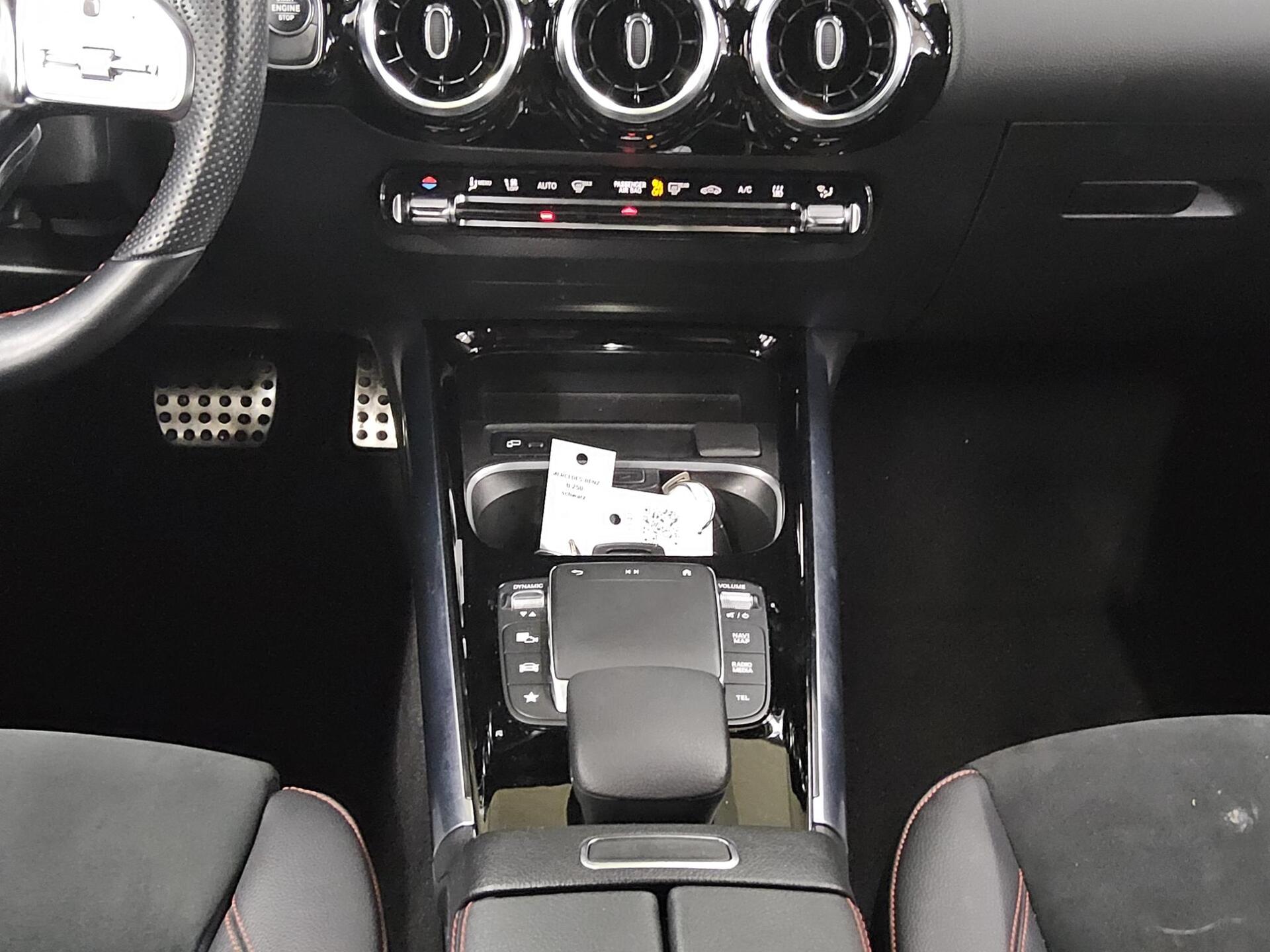 Mercedes-Benz B 250 e AMG-Line T-Leder Navi Kamera 6