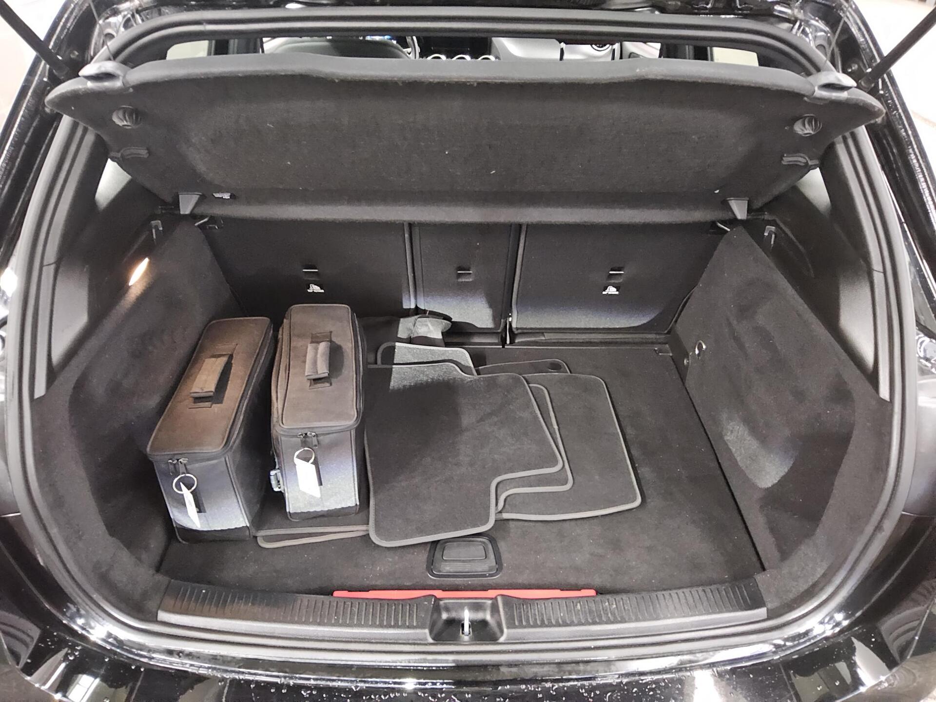 Mercedes-Benz B 250 e AMG-Line T-Leder Navi Kamera 12