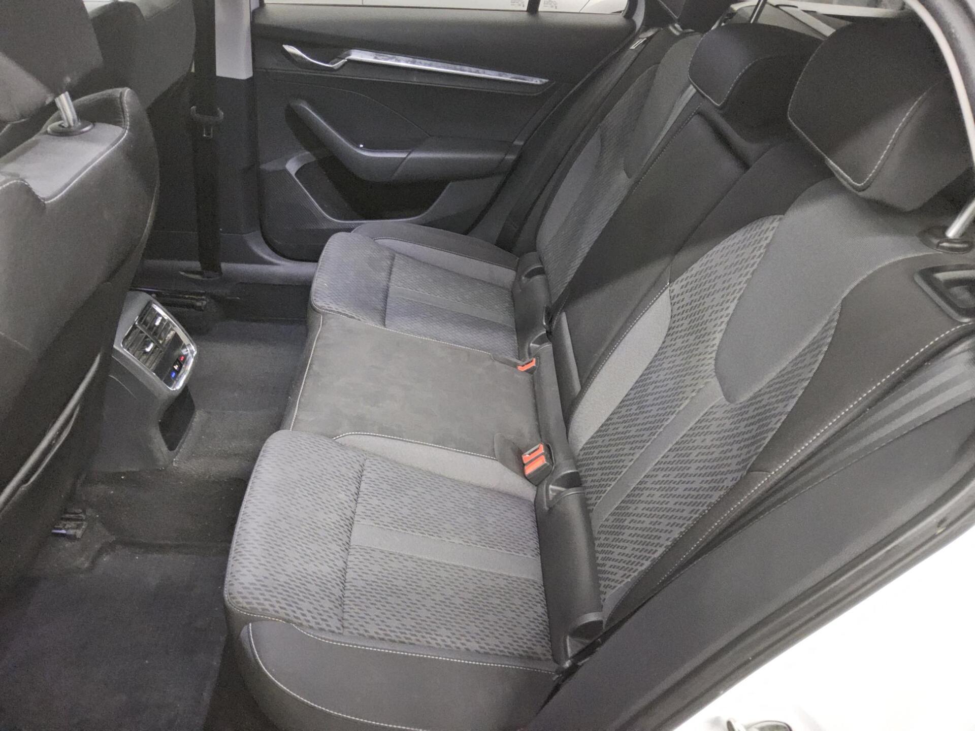 Skoda Octavia Kombi 1.4 TSI iV Style Navi LED vc RFK 13