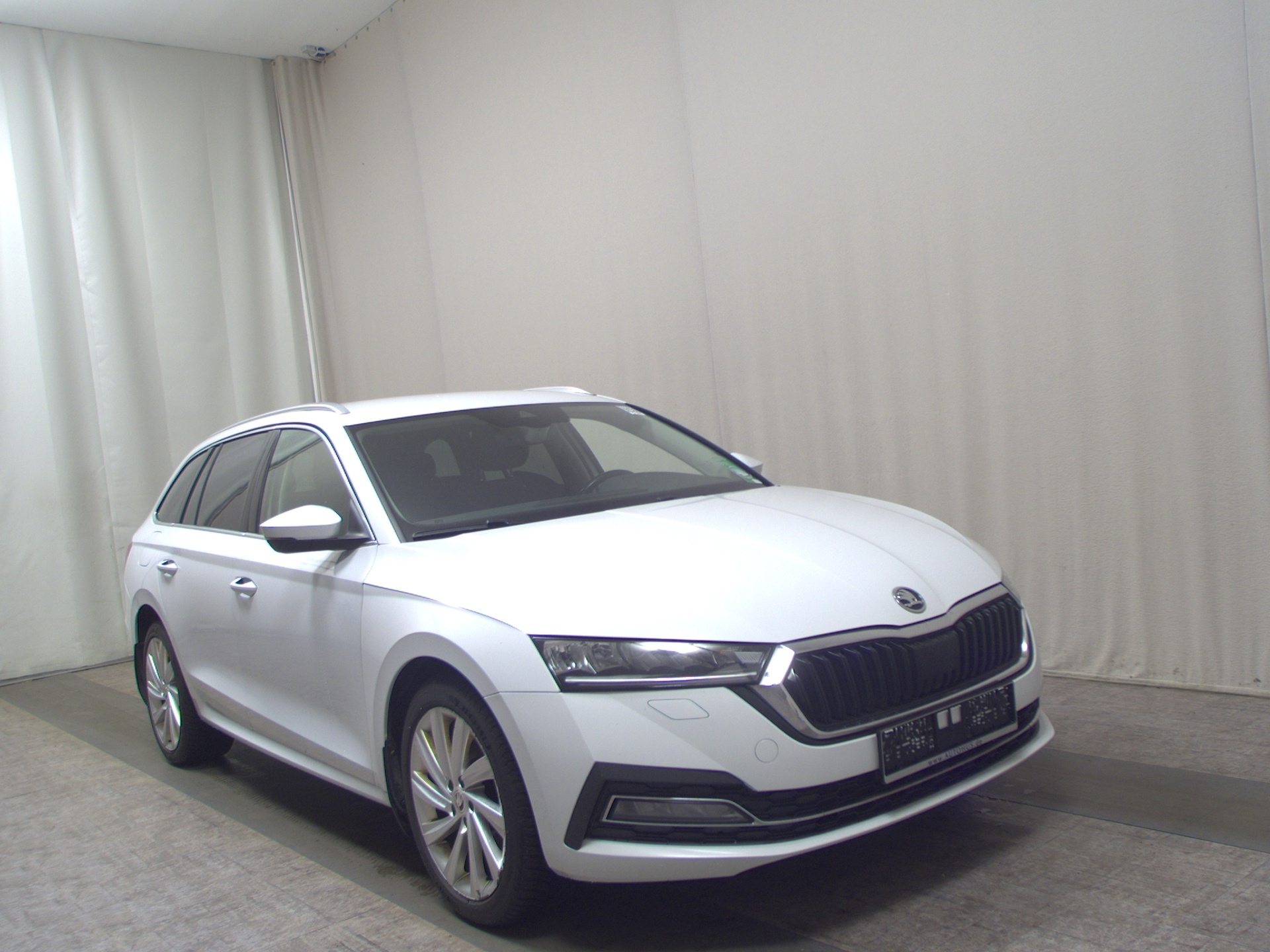 Skoda Octavia Kombi 1.4 TSI iV Style Navi LED vc RFK 3