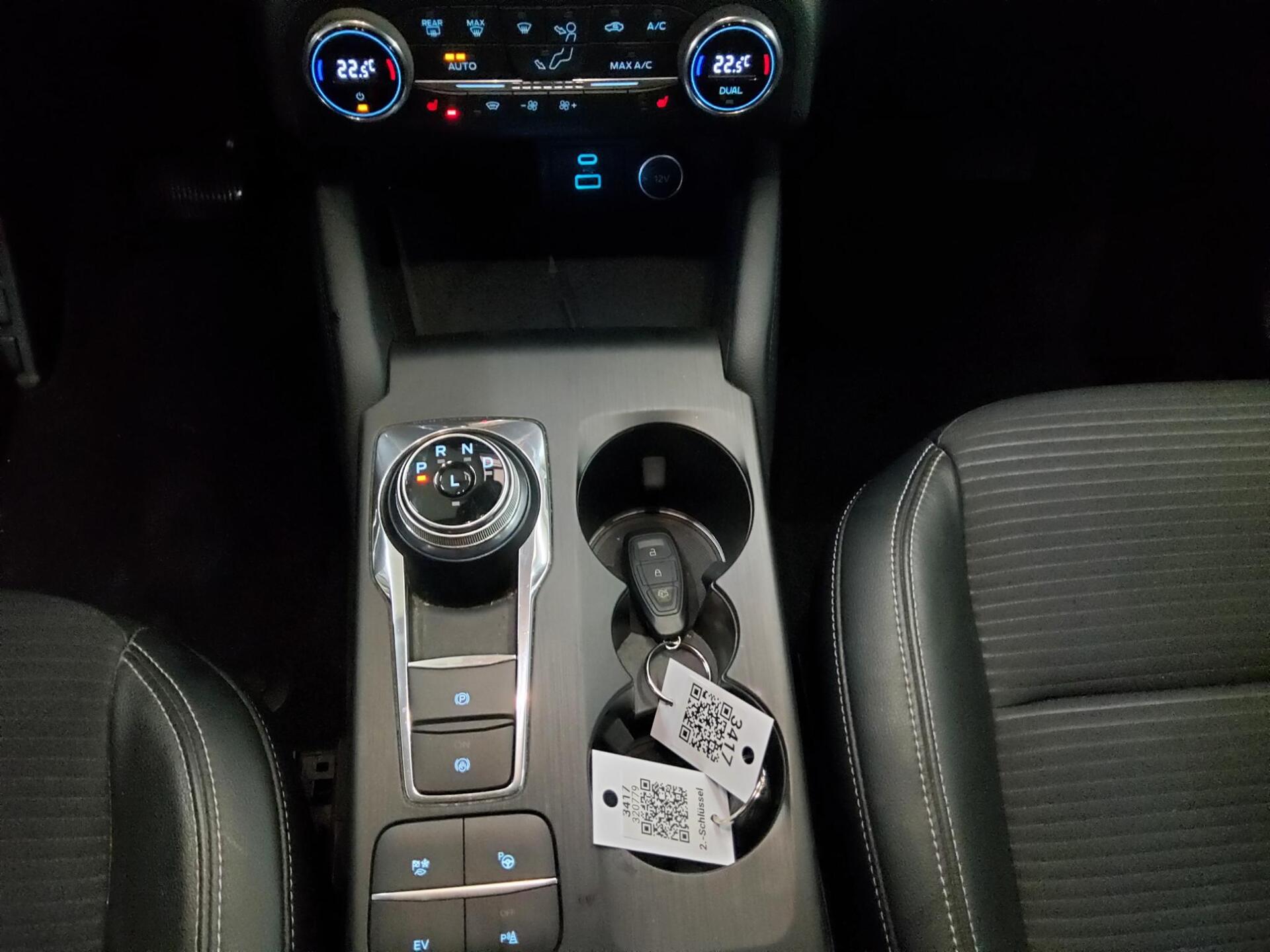 Ford Kuga 2.5 Duratec Titanium X Navi LED RfK ACC AHK 6