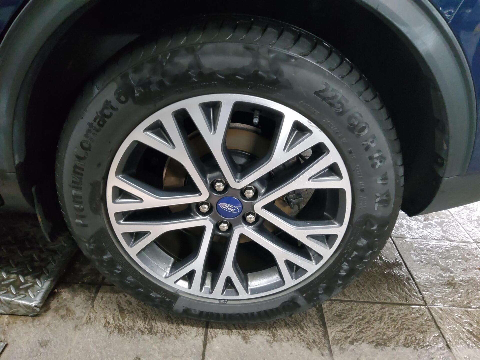 Ford Kuga 2.5 Duratec Titanium X Navi LED RfK ACC AHK 10