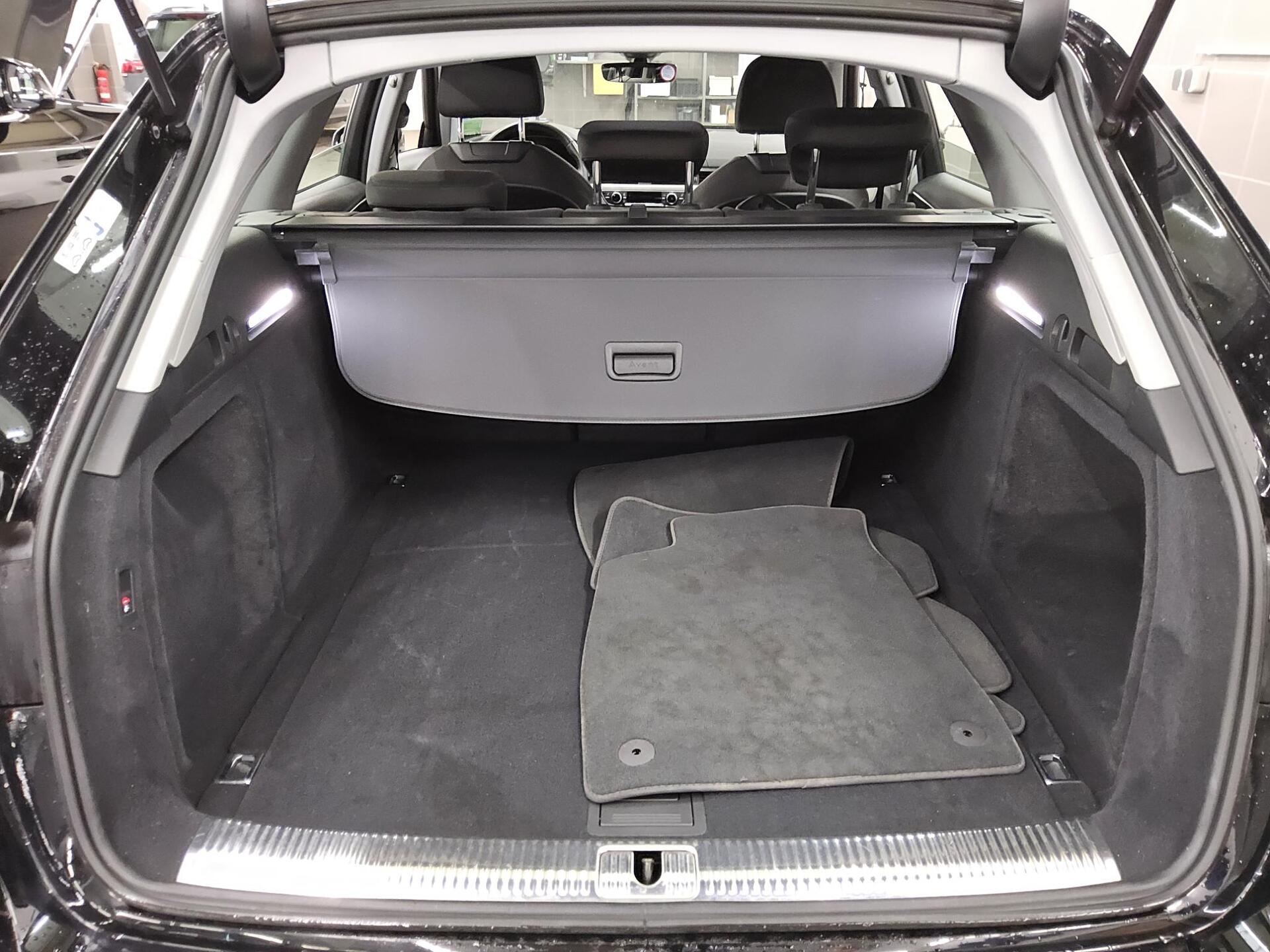 Audi A4 Avant 40 TDI advanced Navi+ LED vc AHK ACC 13