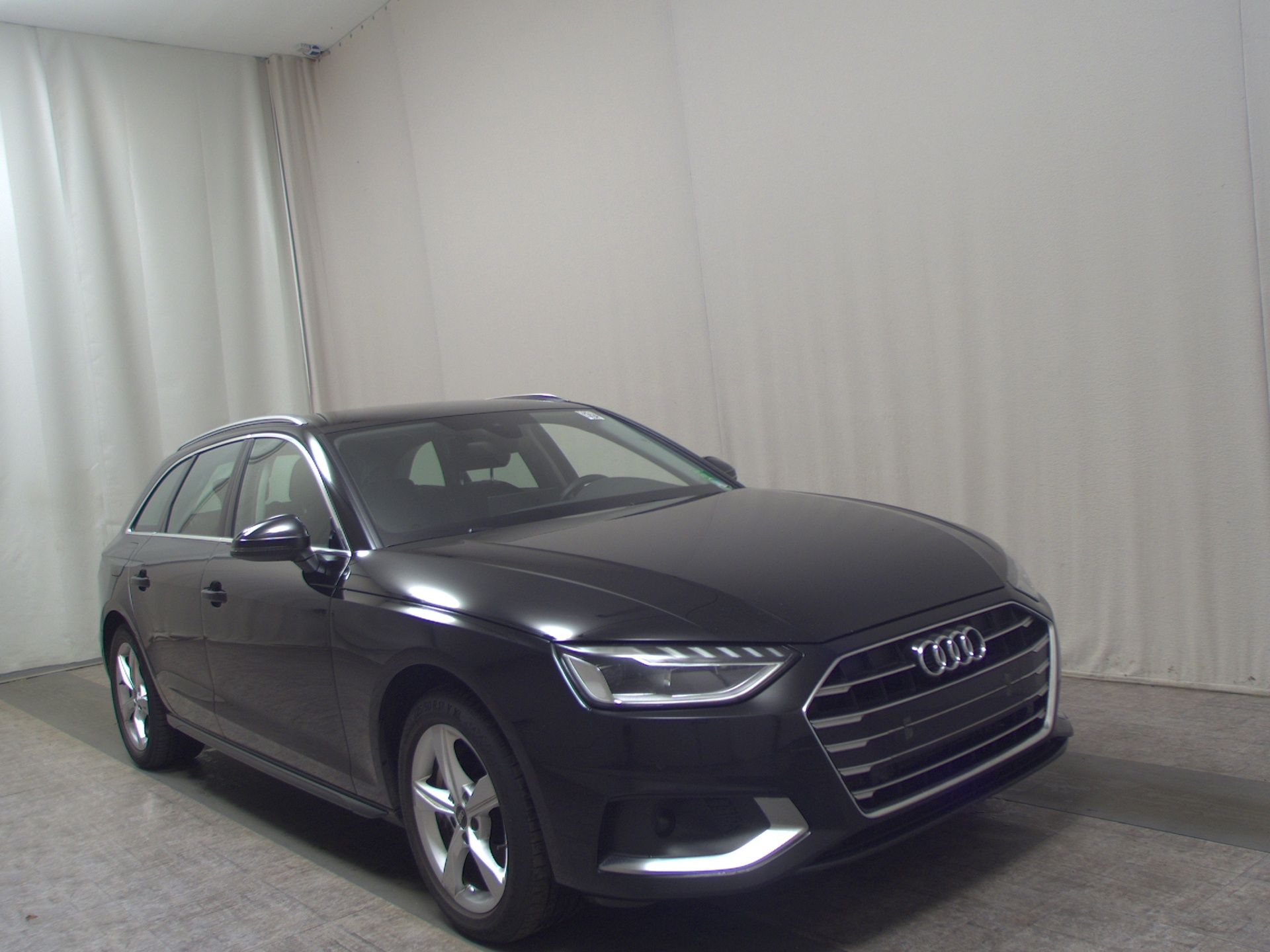 Audi A4 Avant 40 TDI advanced Navi+ LED vc AHK ACC 3