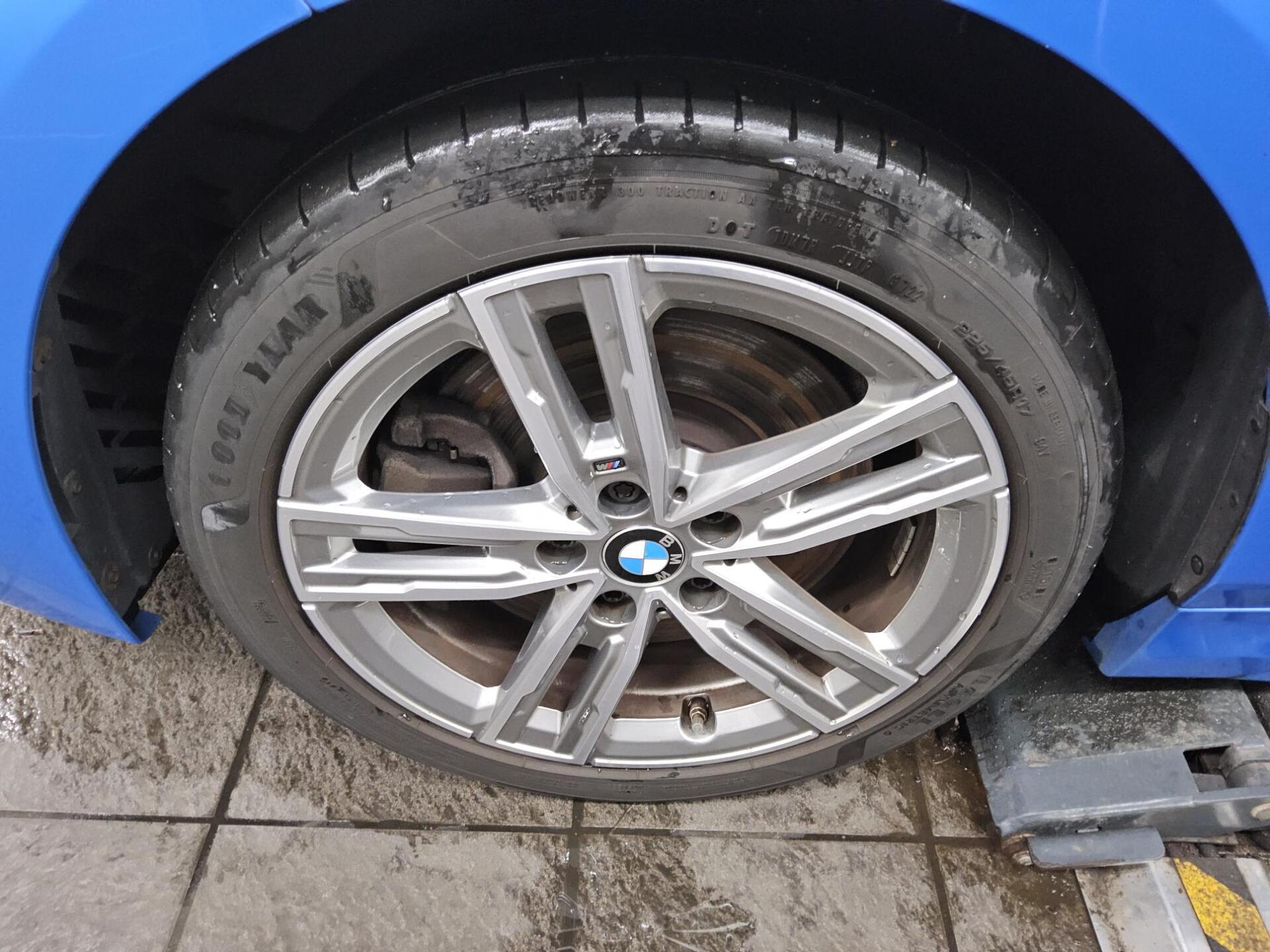 BMW 120iA M-Sport Navi LED Shz PDC Tempomat 11