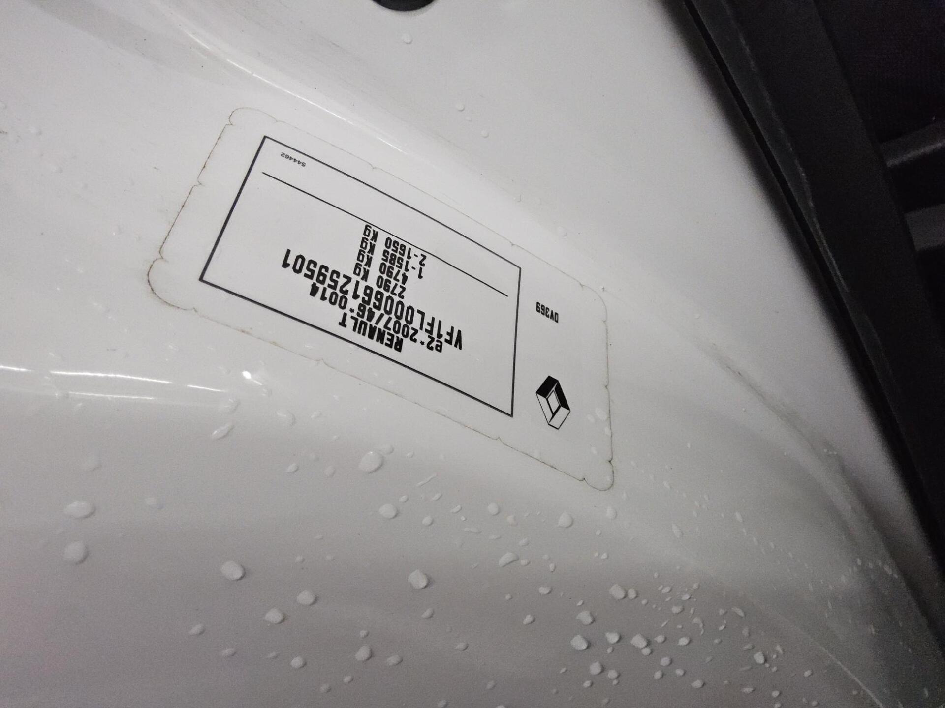 Renault Trafic L1H1 1.6 dCi Kasten Navi Regal StandHzg 13